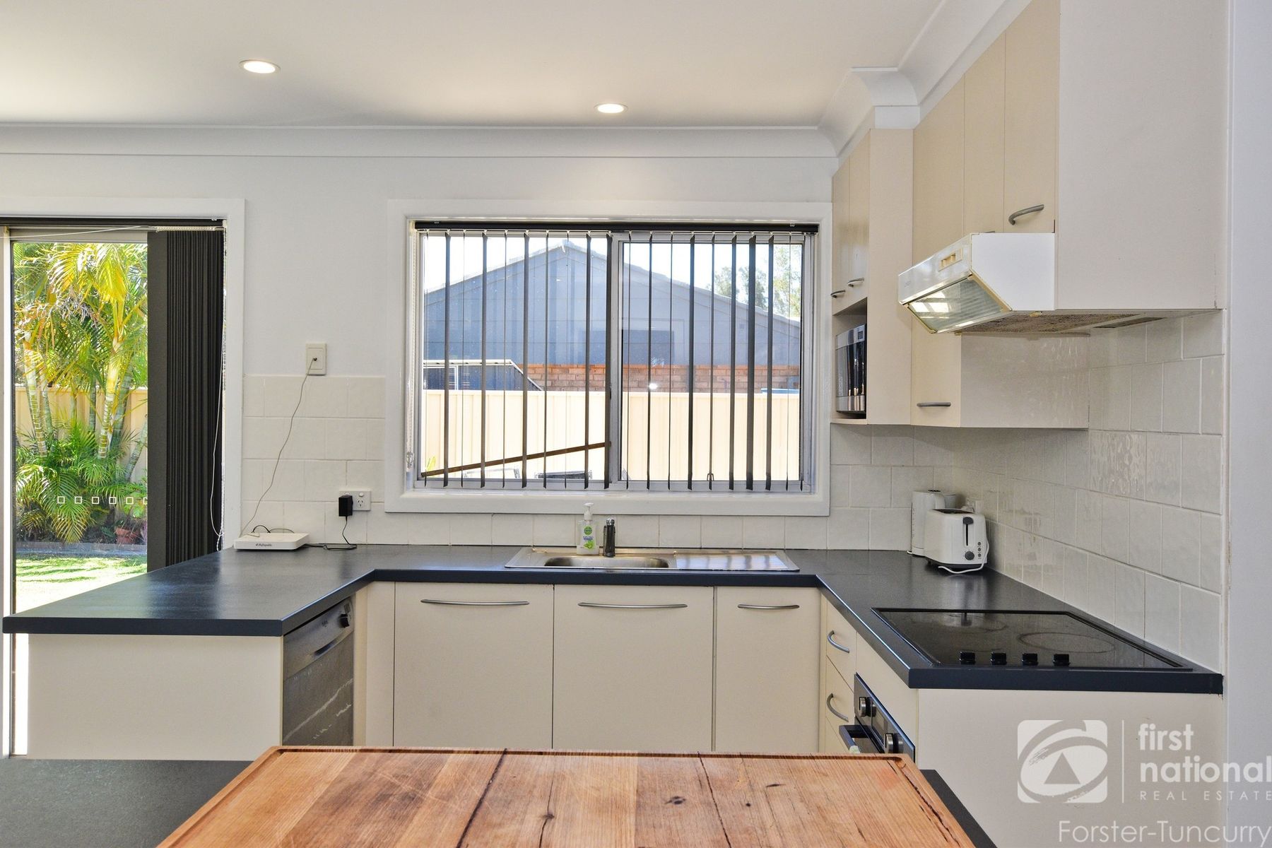 2 Hibiscus Place, Tuncurry NSW 2428, Tuncurry - Thumbnail 5