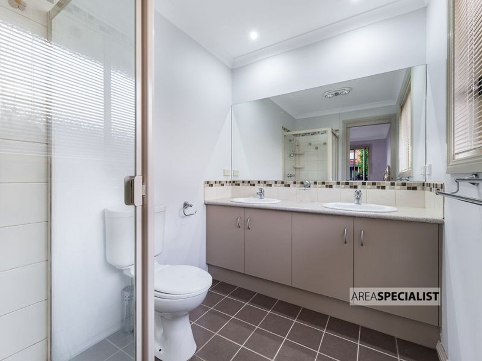 26 BORONIA AVENUE, Cranbourne, VIC 3977, Cranbourne - Thumbnail 7