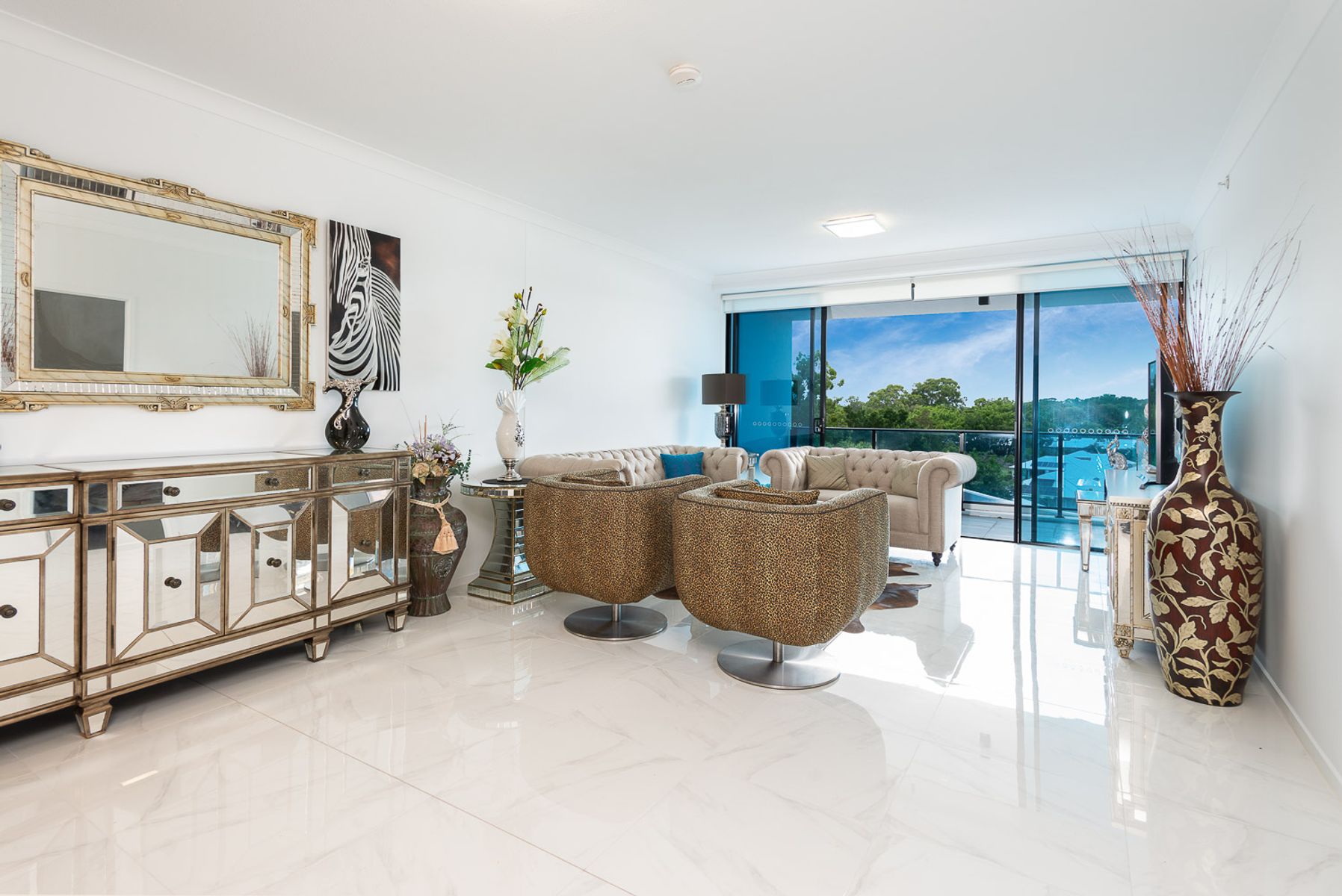 3307/5 Harbourside Court, Biggera Waters QLD 4216, Biggera Waters - Thumbnail 2