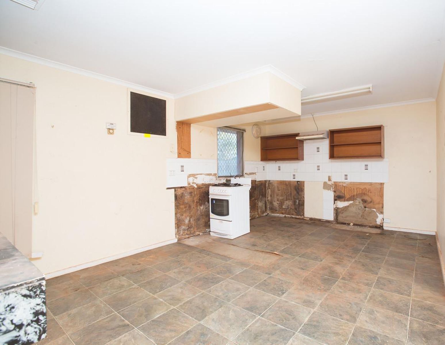 3 Edkins Place, South Hedland WA 6722, South Hedland - Thumbnail 8