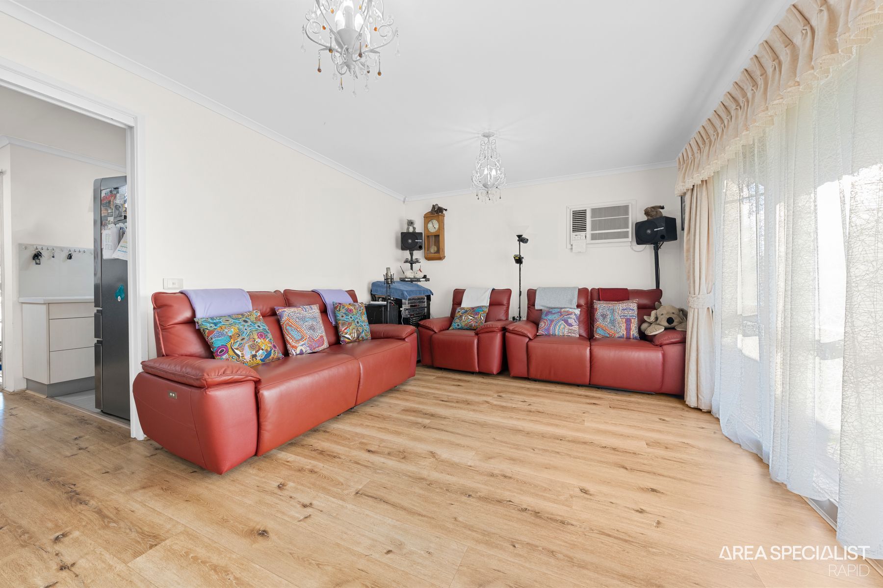 6 Harvey Court, Hampton Park, VIC 3976, Hampton Park - Thumbnail 2