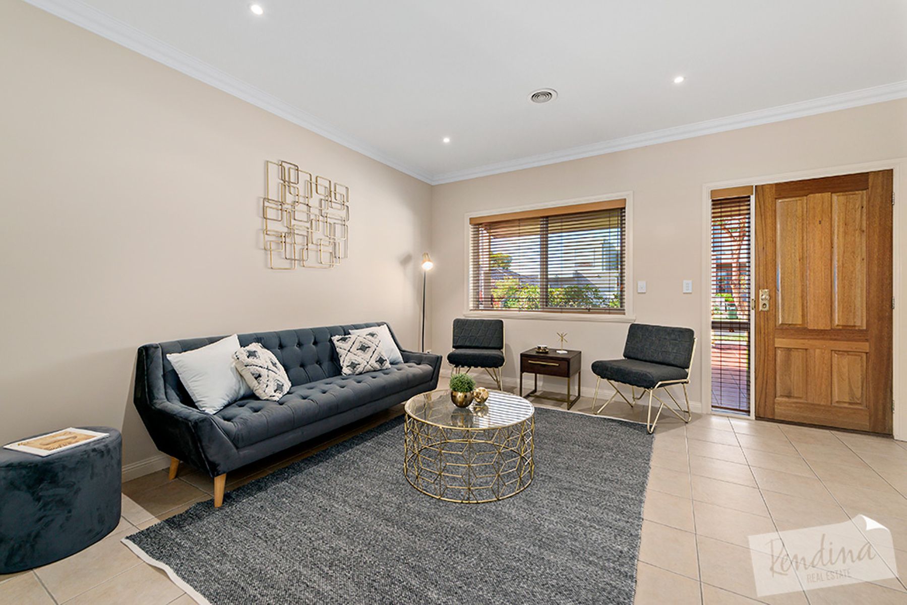 42 Emerald Street, Essendon West - Thumbnail 3