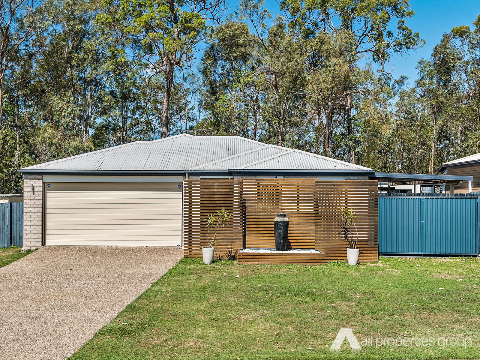 15 Lorikeet Way, Crestmead QLD 4132, Crestmead - Thumbnail 2