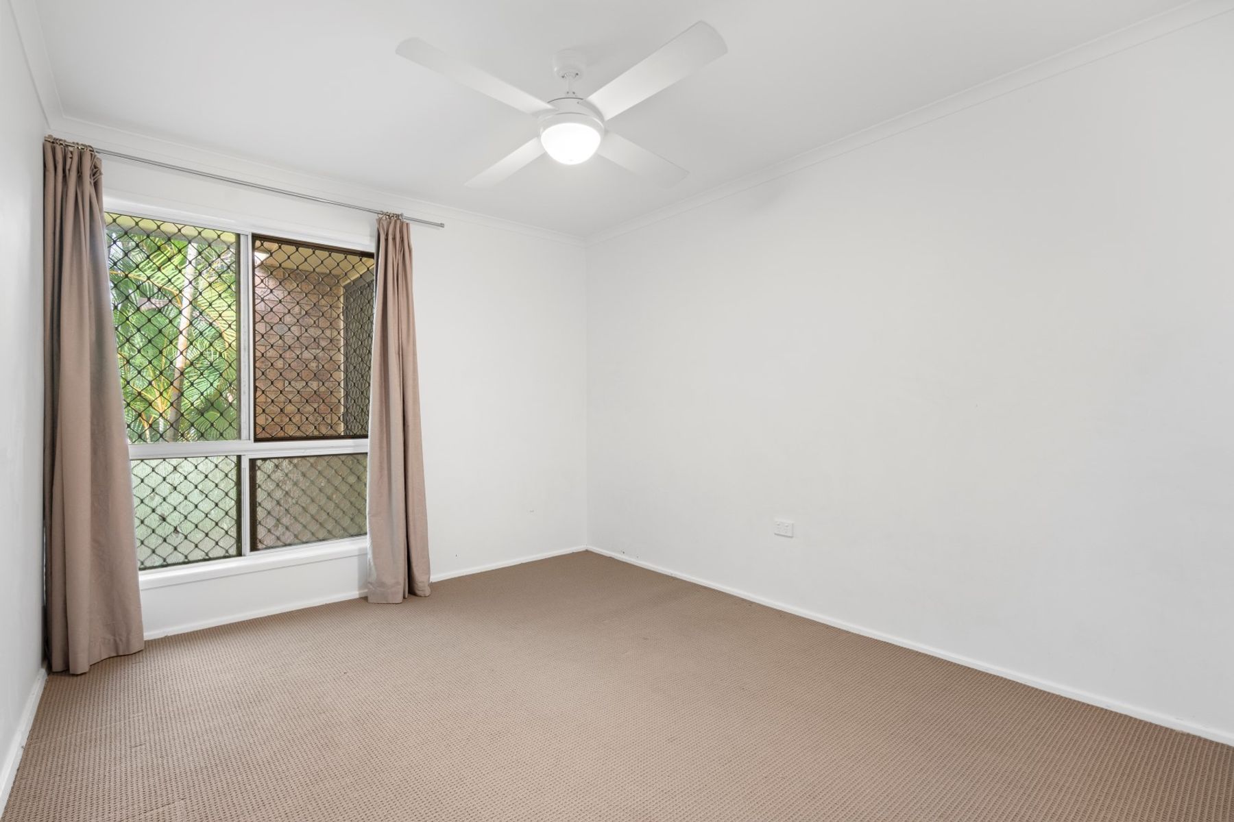 2 Tarana Avenue, Thagoona QLD 4306, Thagoona - Thumbnail 8