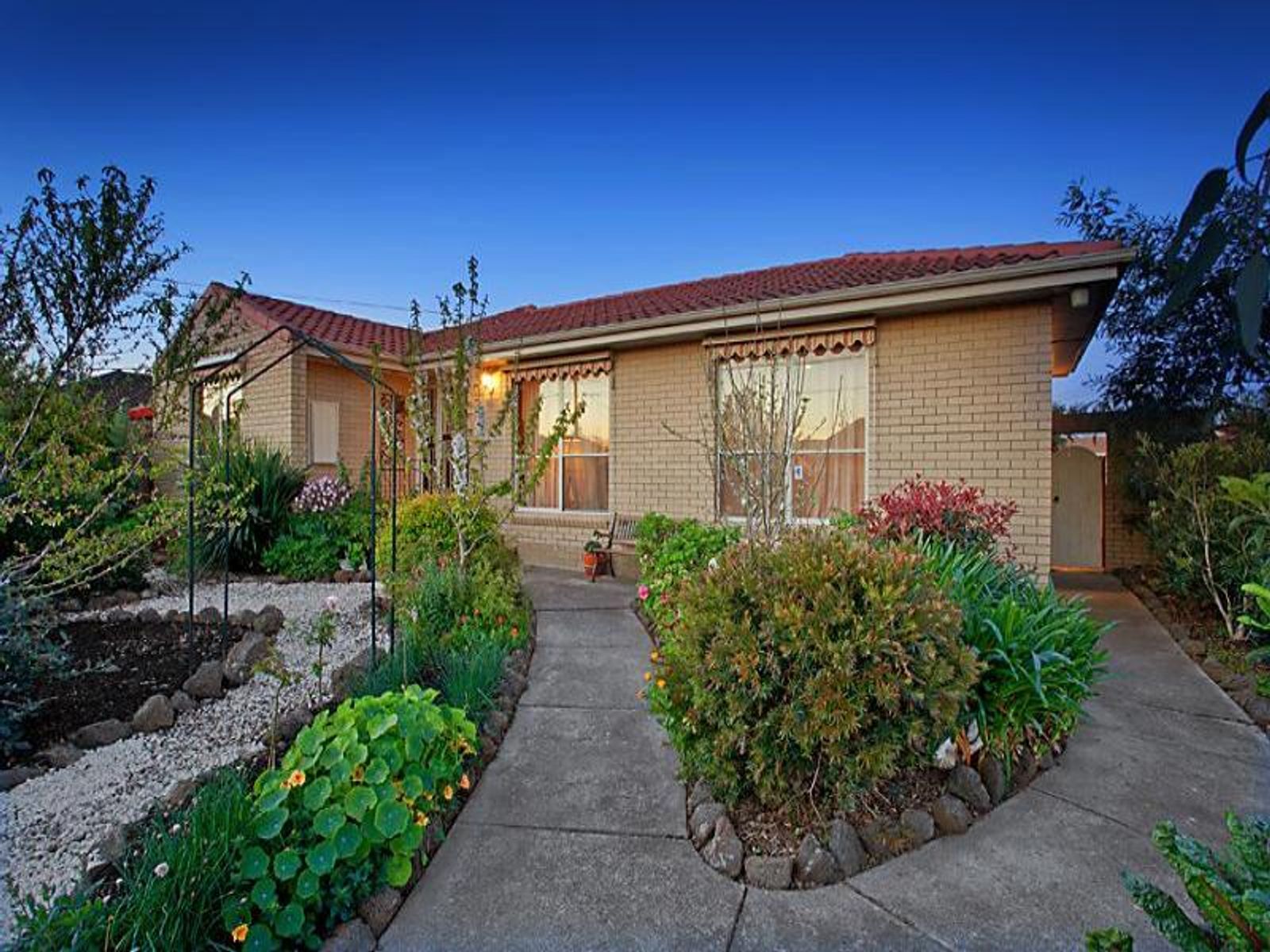 88 Prospect Drive, Keilor East - Thumbnail 2