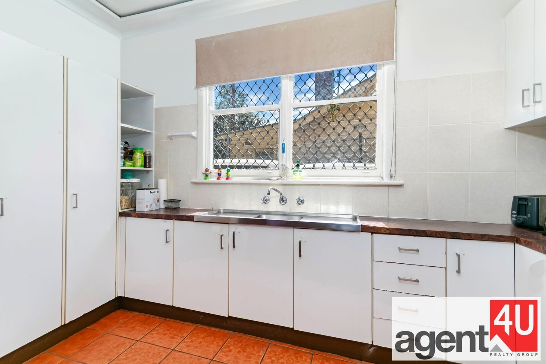 13 Brown Street, Penrith NSW 2750, Penrith - Thumbnail 3