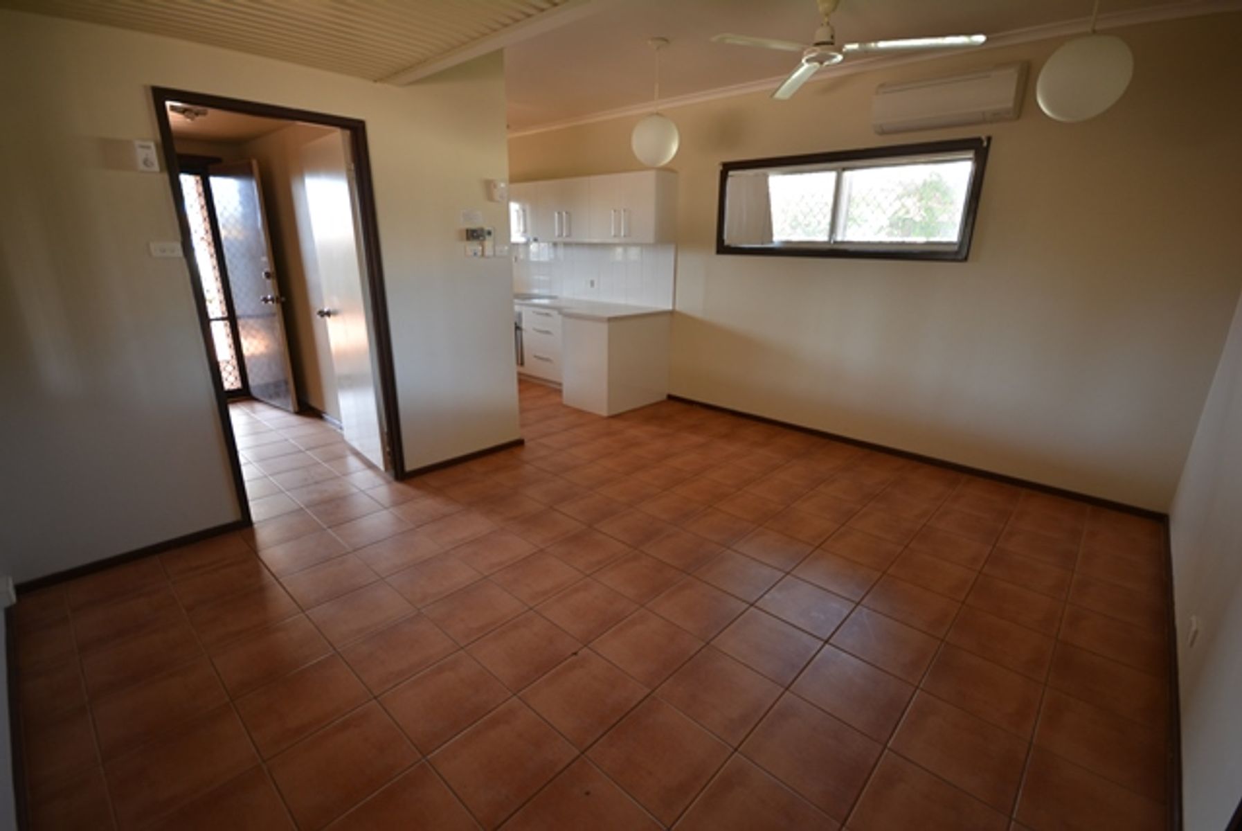 18 Steamer Avenue, South Hedland WA 6722, South Hedland - Thumbnail 2