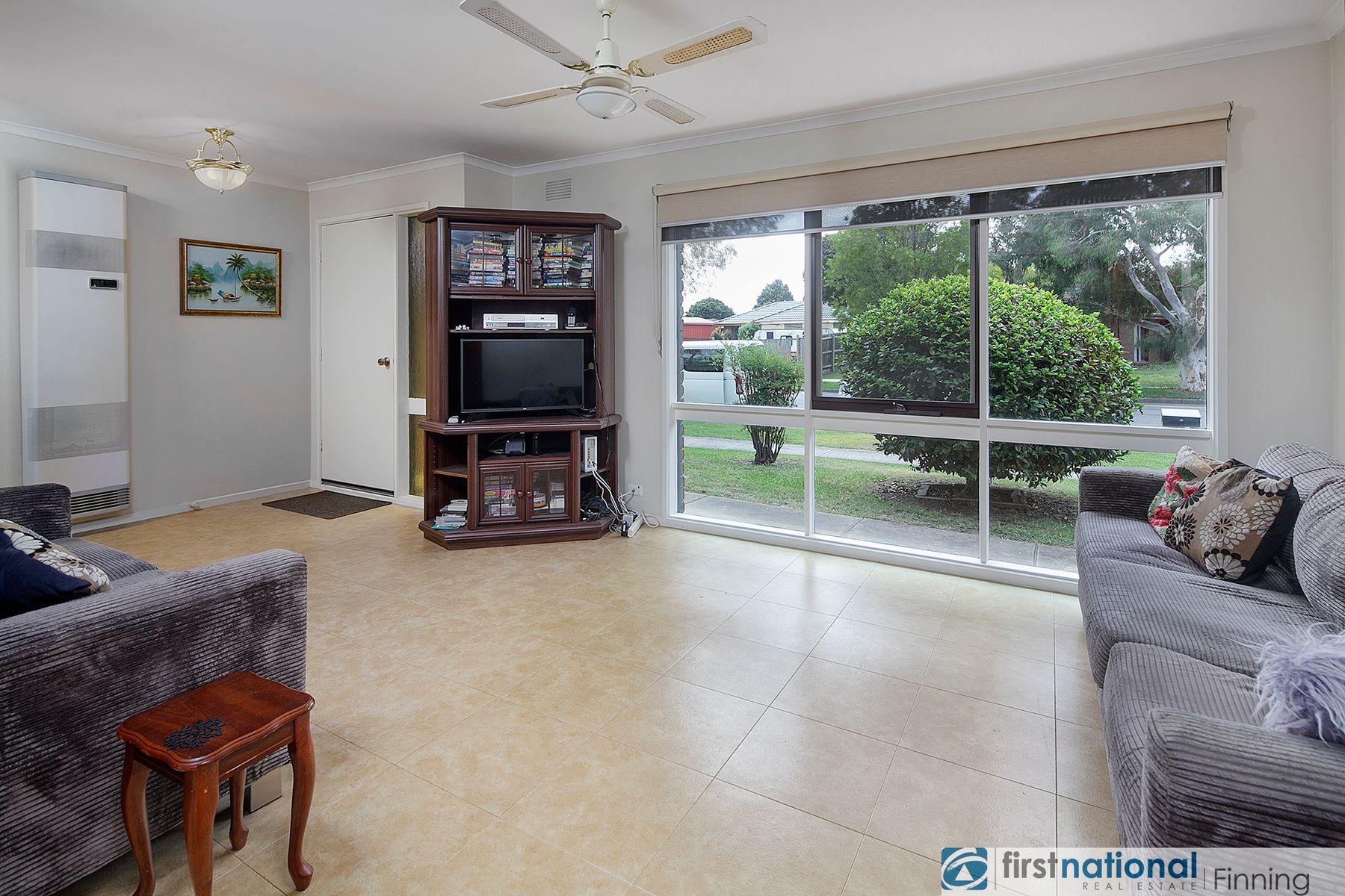 56 Endeavour Drive, Cranbourne North VIC 3977, Cranbourne North - Thumbnail 4
