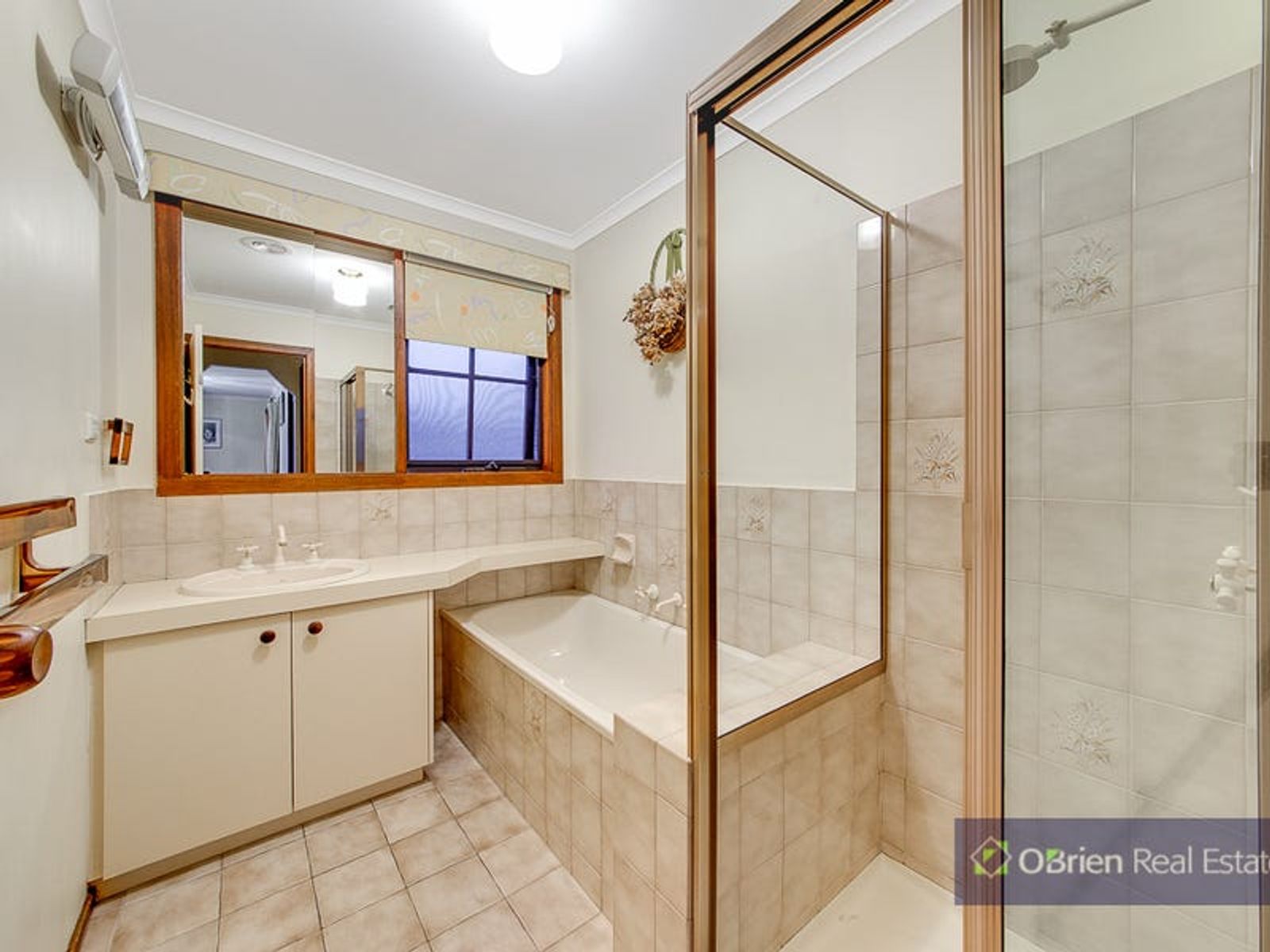 11 Bridle Court, Endeavour Hills, VIC 3802, Endeavour Hills - Thumbnail 6
