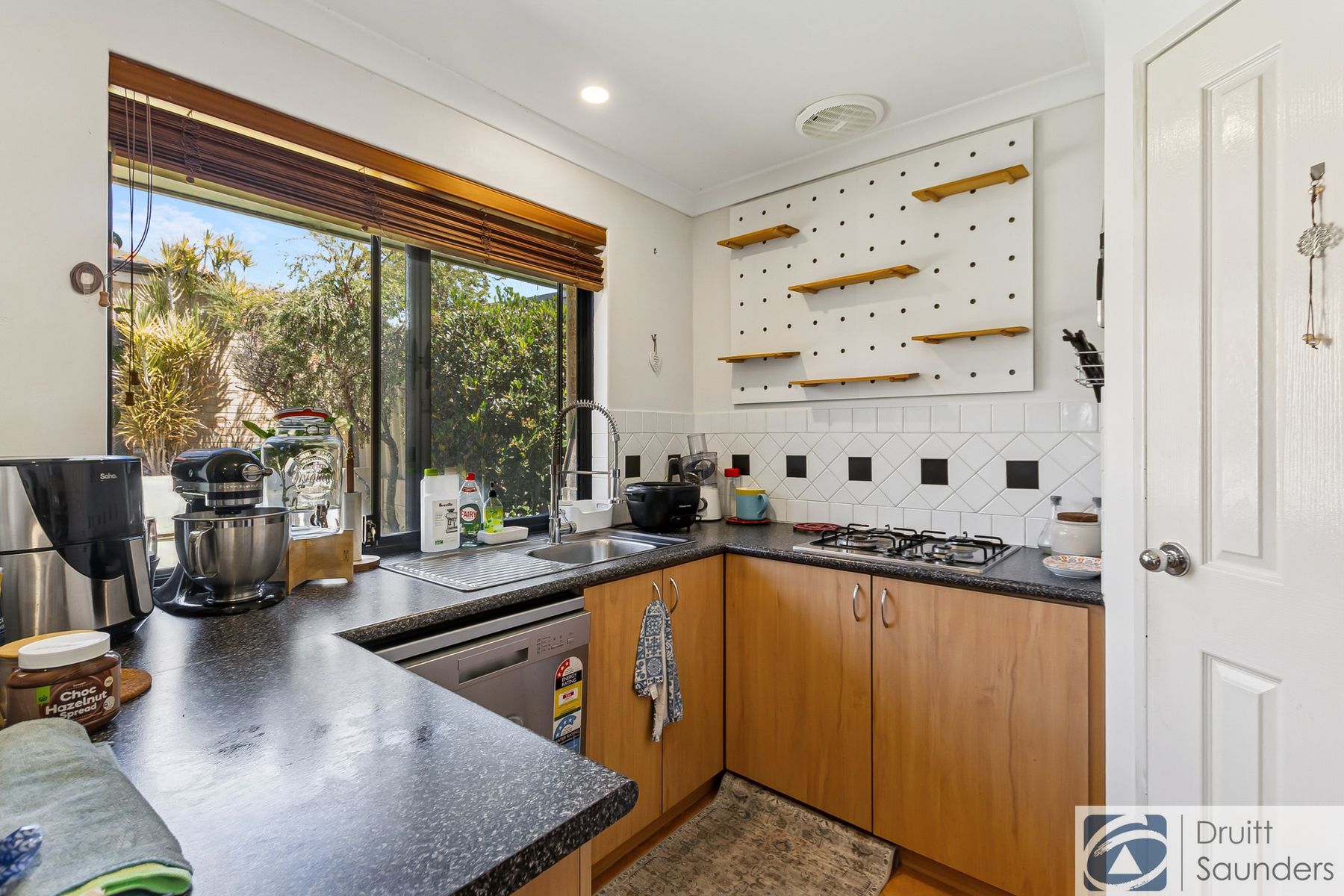 32B Marian Street, Innaloo, WA 6018, Innaloo - Thumbnail 4