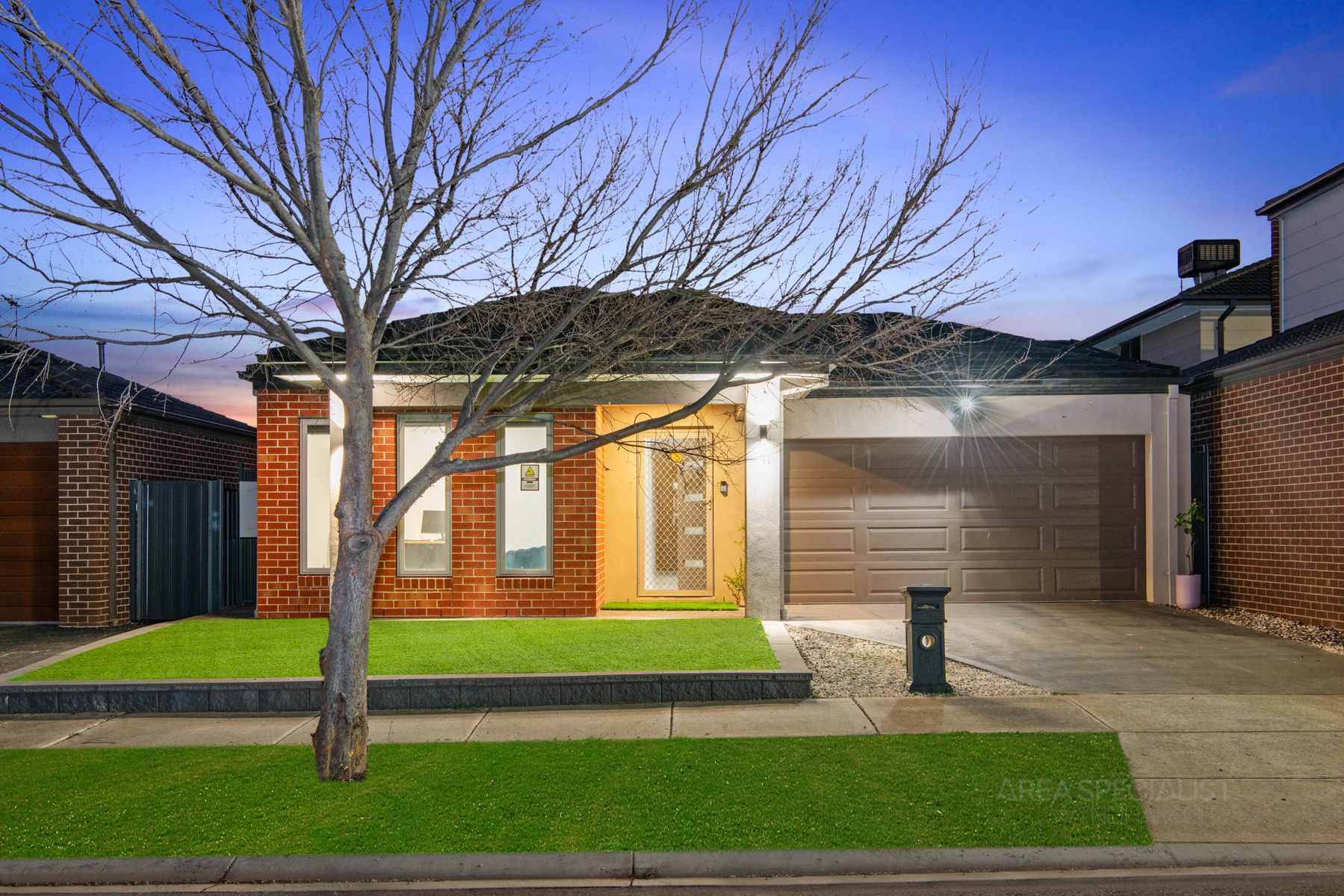 11 Sandover Street, Tarneit, VIC 3029, Tarneit - Thumbnail 2