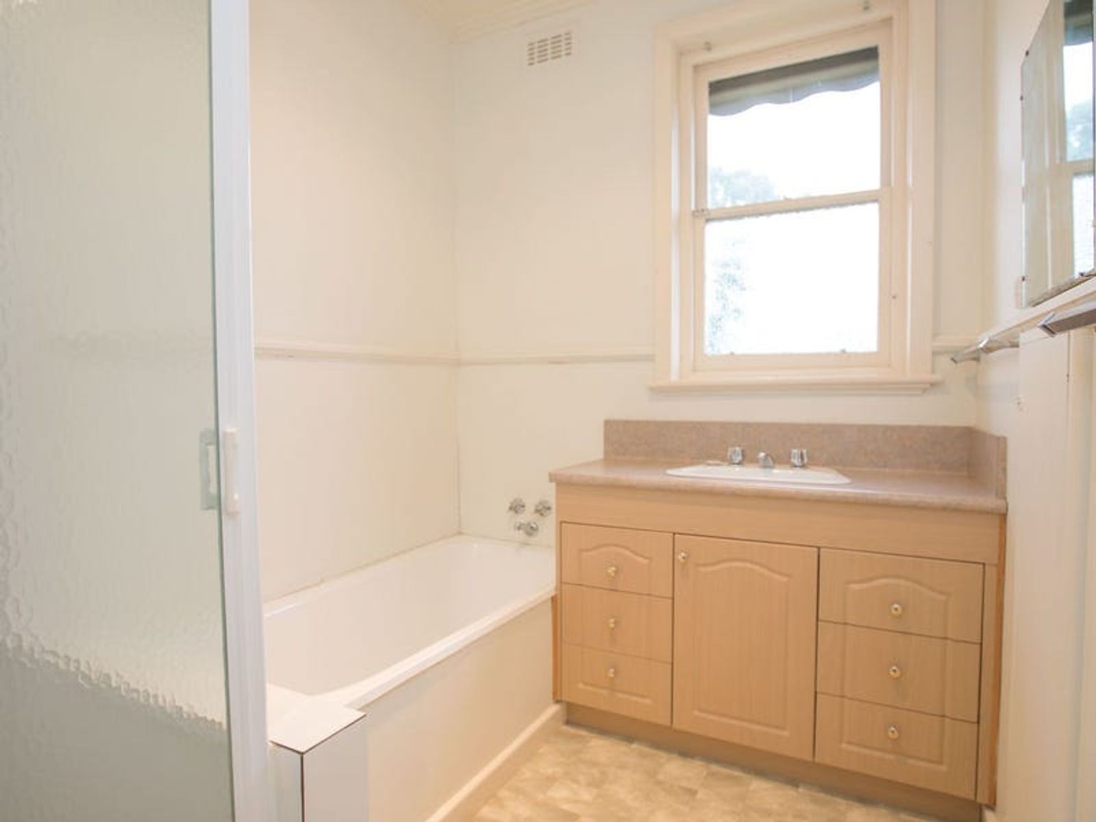 65 Gisborne Road, Bacchus Marsh VIC 3340, Bacchus Marsh - Thumbnail 5