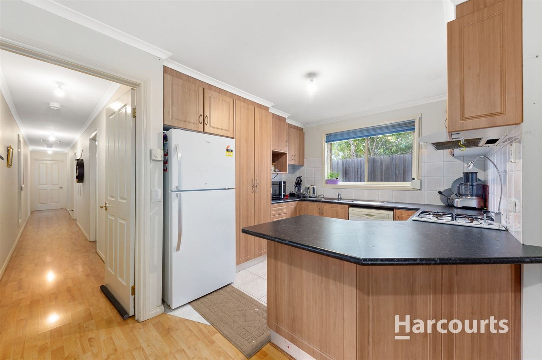 9A Graceburn Grove, St Albans, VIC 3021, St Albans - Thumbnail 3