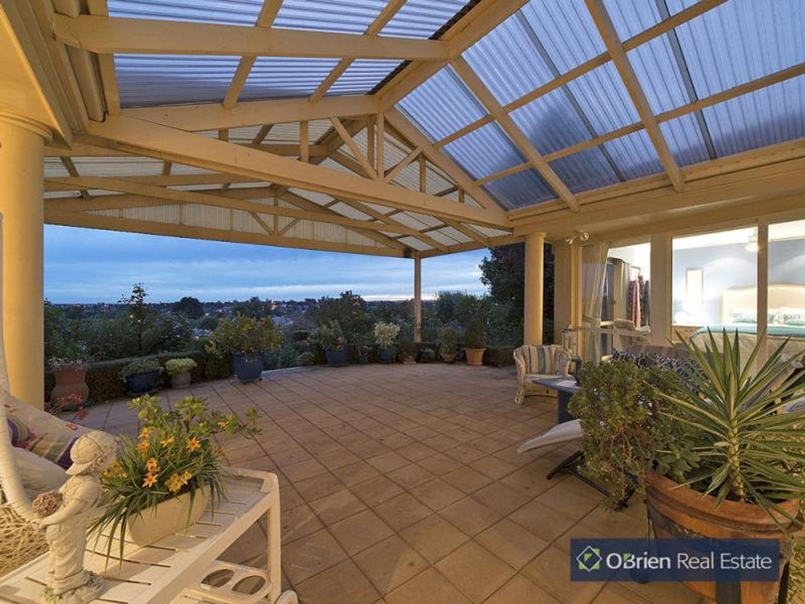 125 Montbrae Circuit, Narre Warren, VIC 3805, Narre Warren - Thumbnail 2