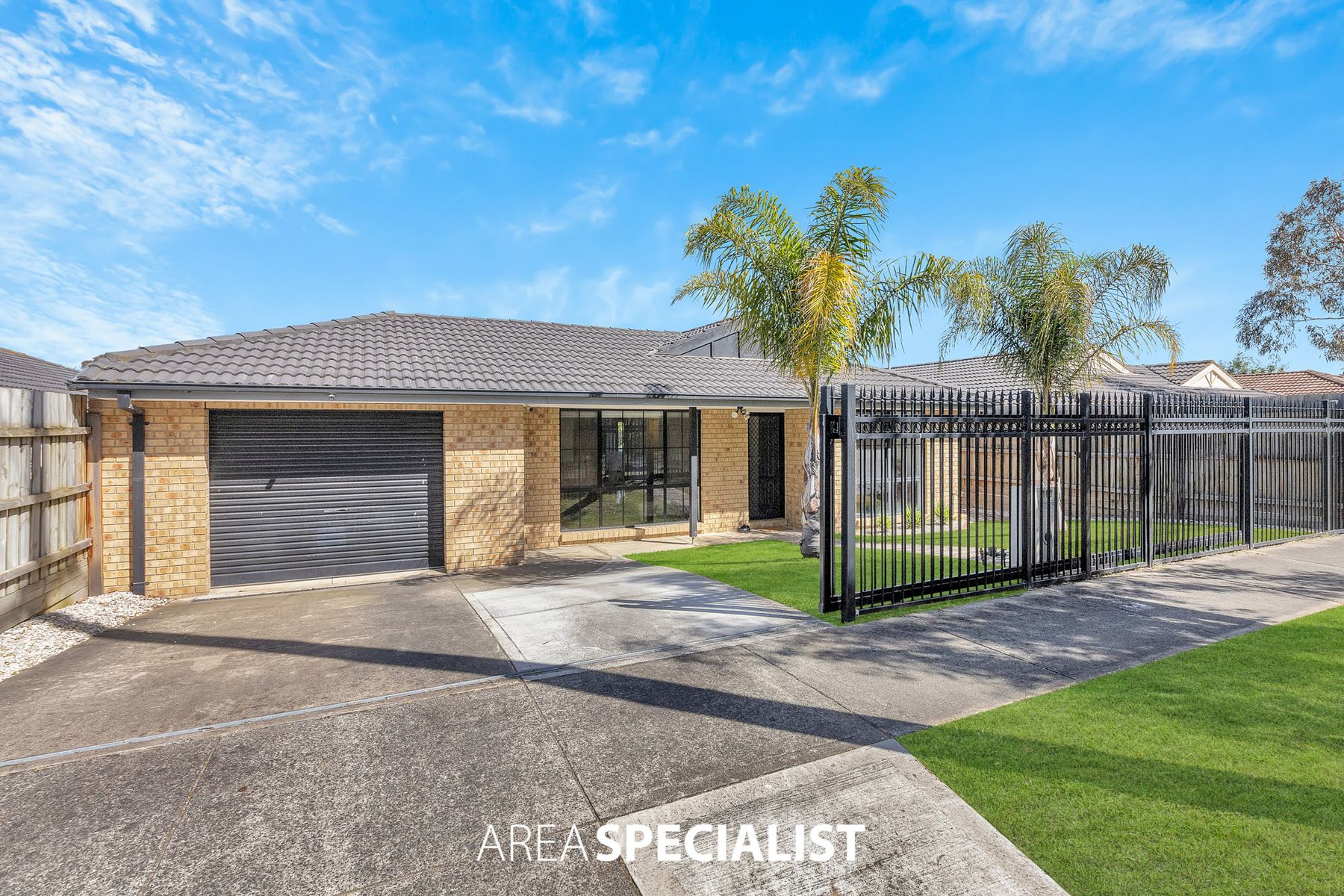 180 Racecourse Road North, Pakenham, VIC 3810, Pakenham - Thumbnail 2