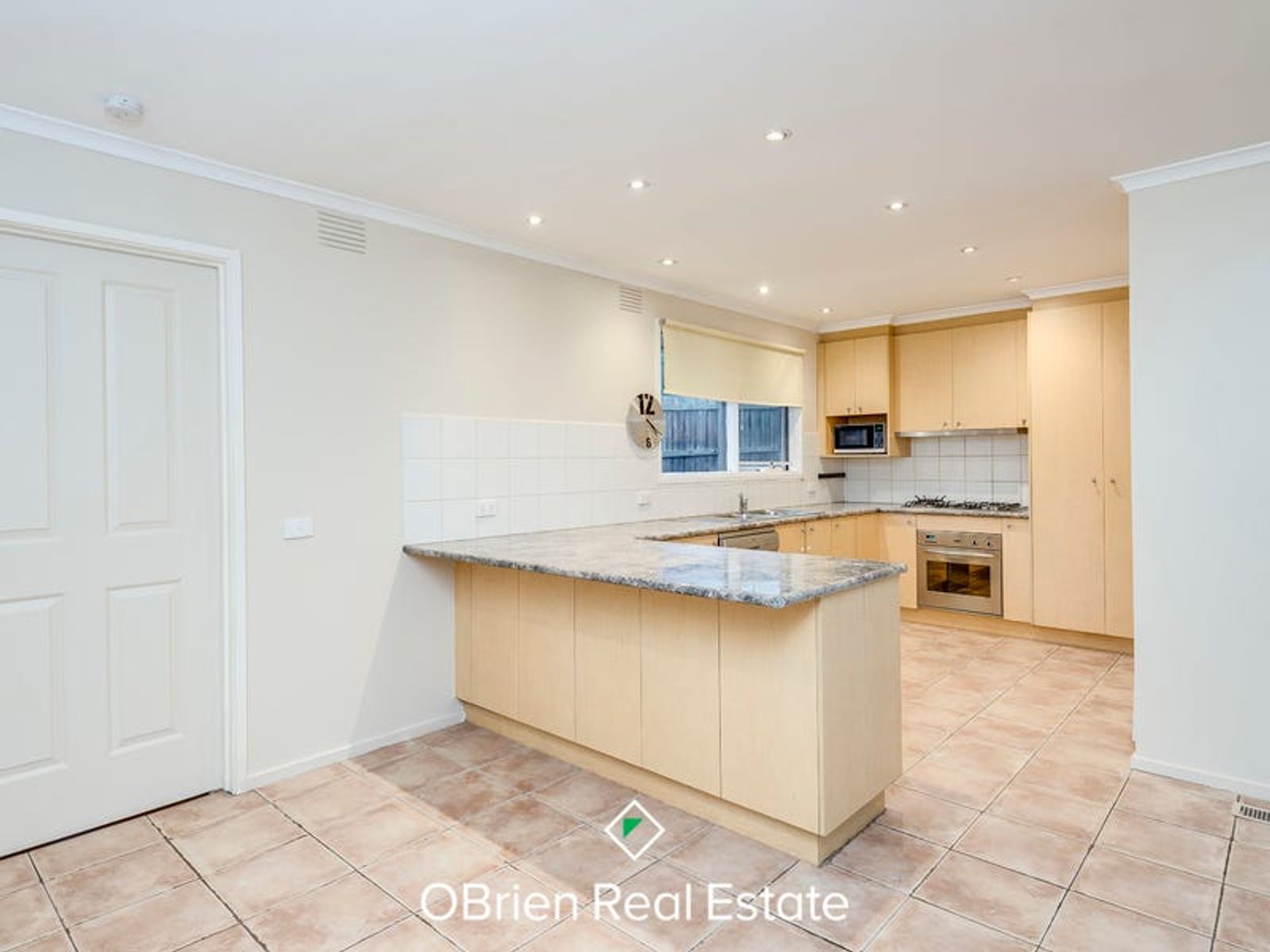 2 Judge Rise, Endeavour Hills, VIC 3802, Endeavour Hills - Thumbnail 2