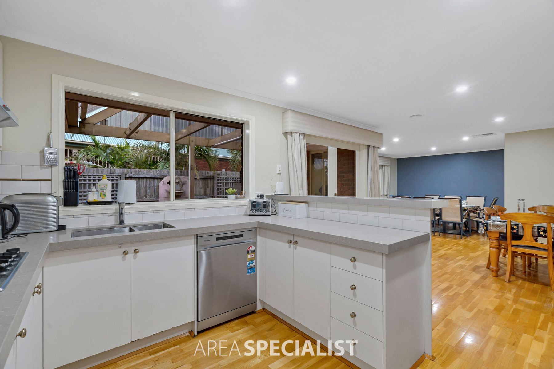 5 Rosewood Court, Narre Warren South, VIC 3805, Narre Warren South - Thumbnail 6