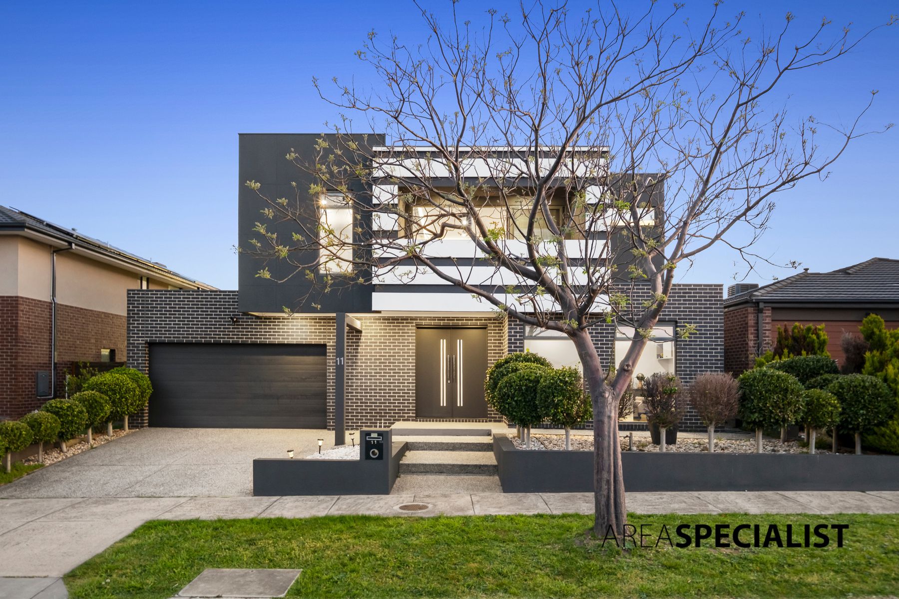11 Pamplona Way, Clyde North, Clyde North - Image 1