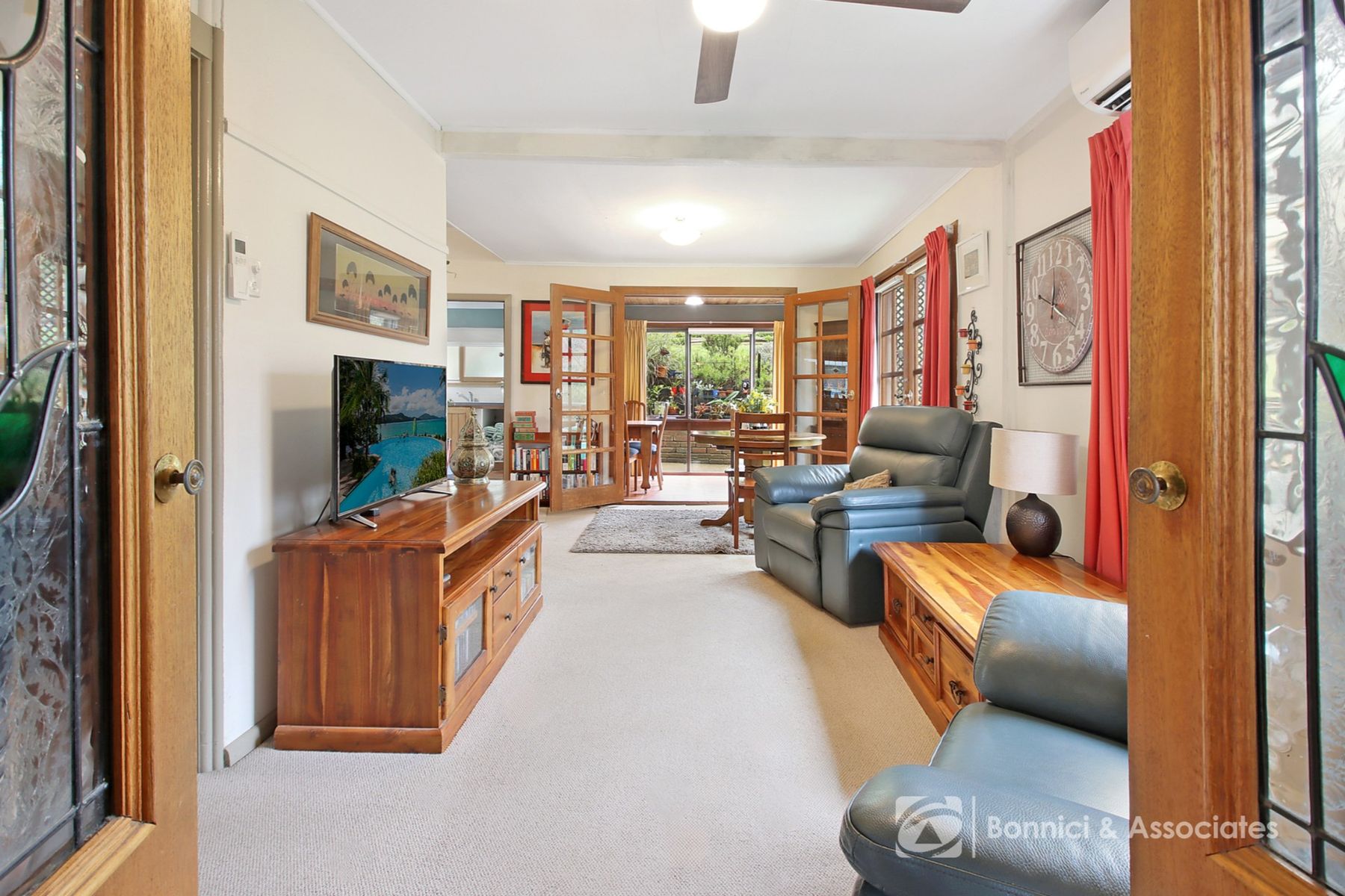 37 Isaacs Avenue, Yackandandah VIC 3749, Yackandandah - Thumbnail 5