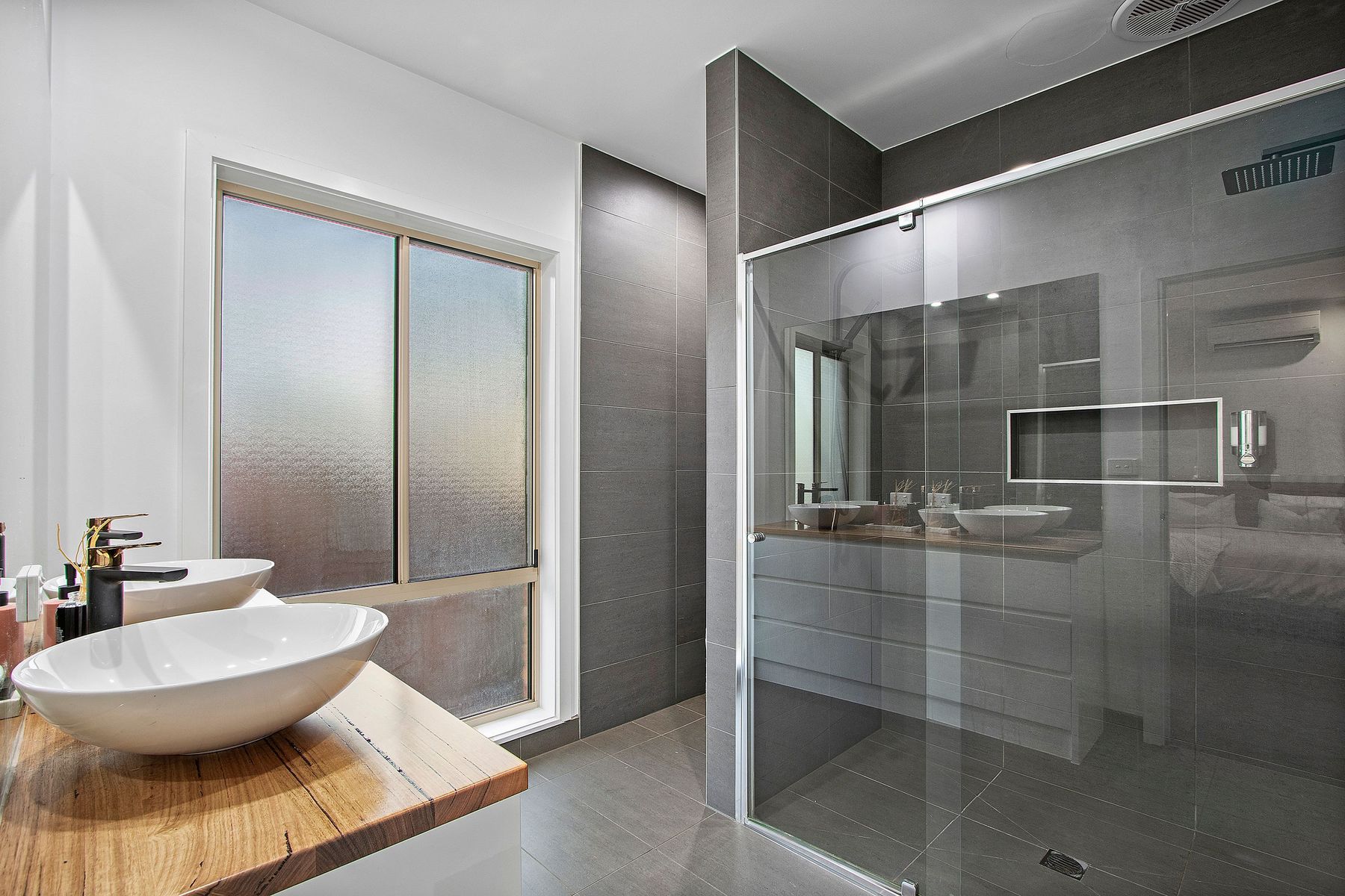 1/10 Struan Avenue, Mooroolbark - Thumbnail 7