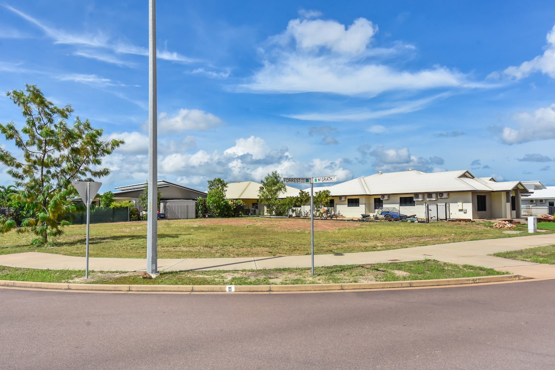 256 Forrest Parade, Bellamack NT 0832, Bellamack - Thumbnail 4