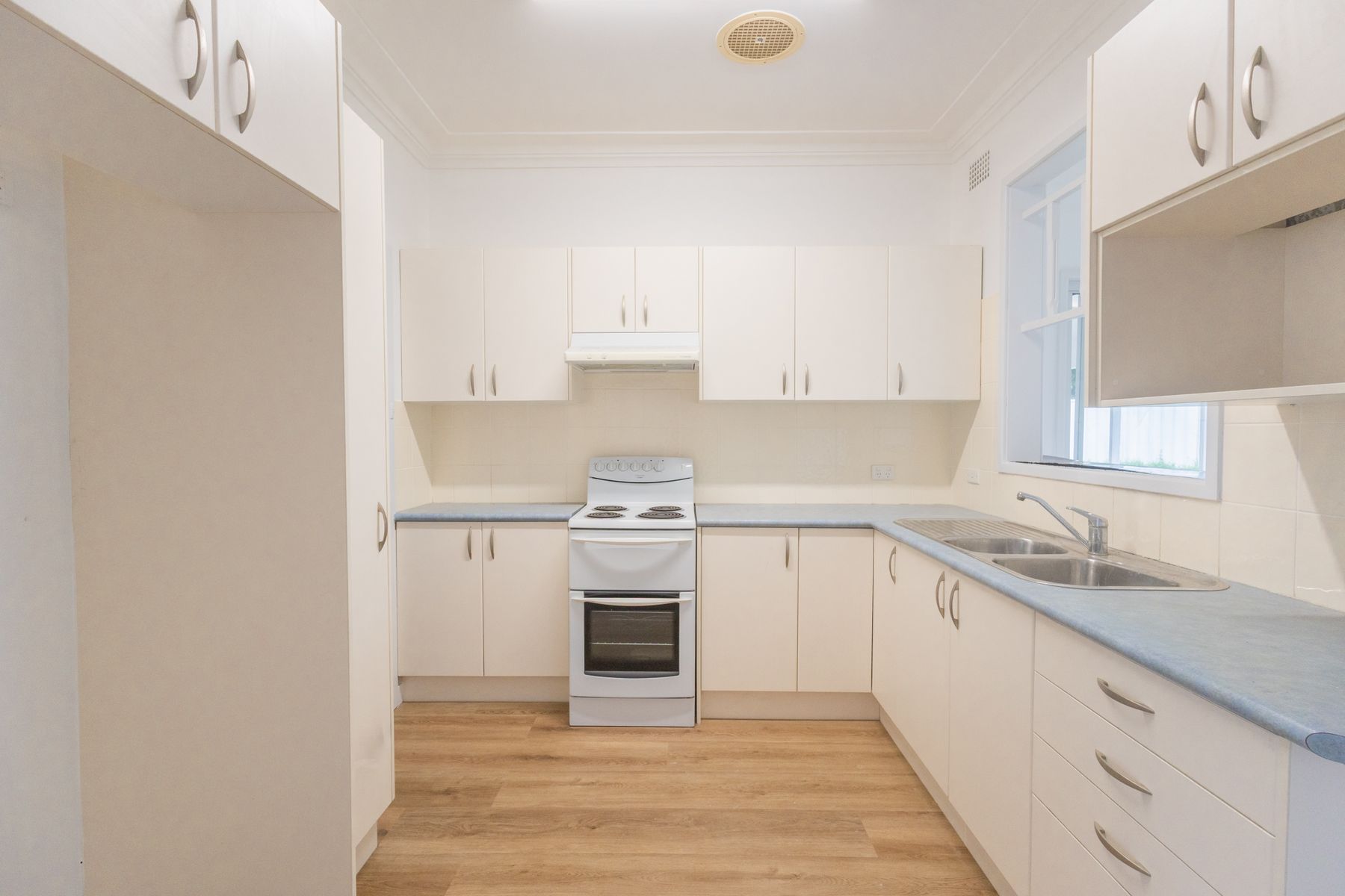 12 CHRISTMAS BUSH AVENUE, Nelson Bay NSW 2315, Nelson Bay - Thumbnail 6