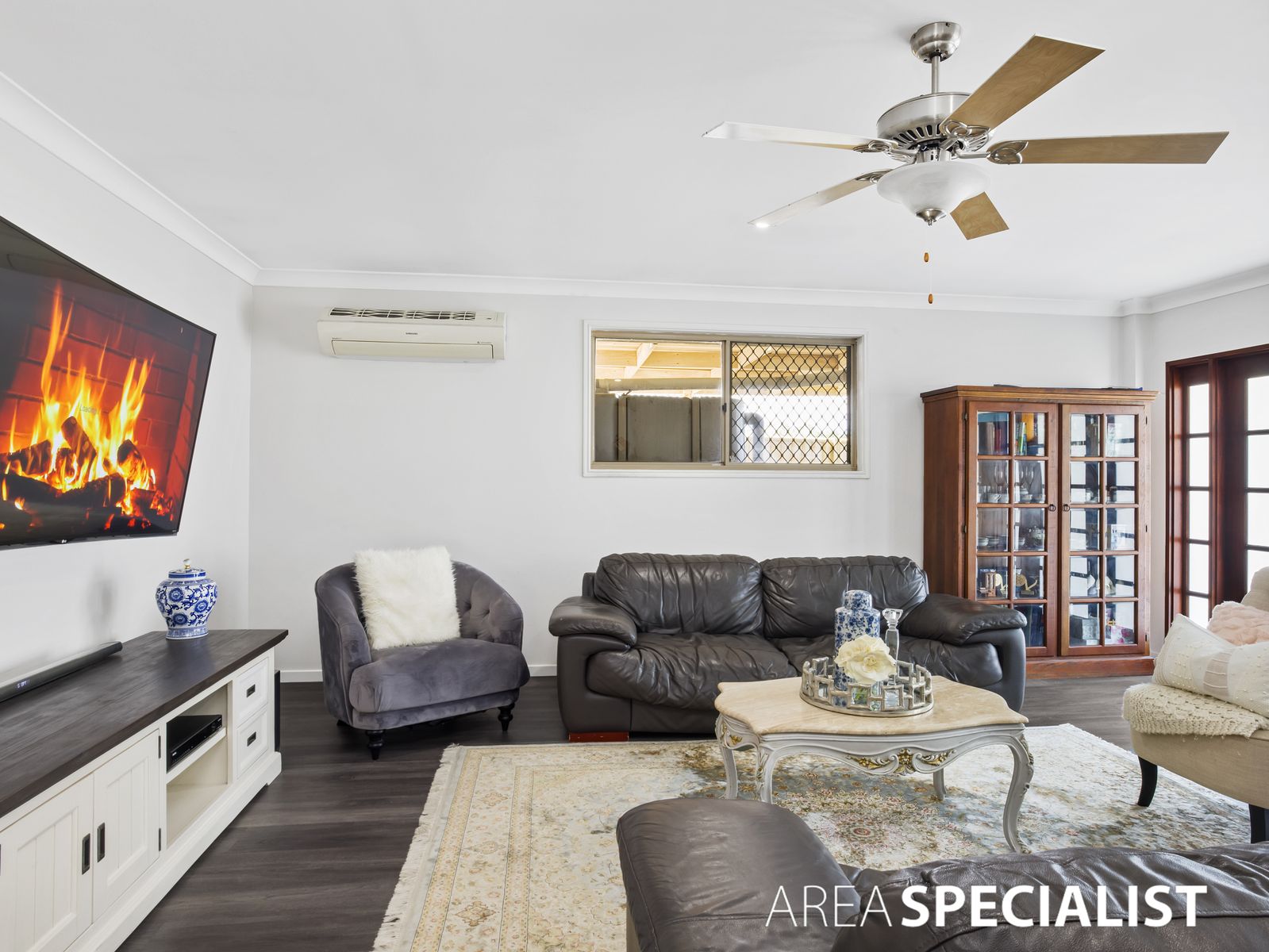 3 Adaminaby Drive, Helensvale, QLD 4212, Helensvale - Thumbnail 4