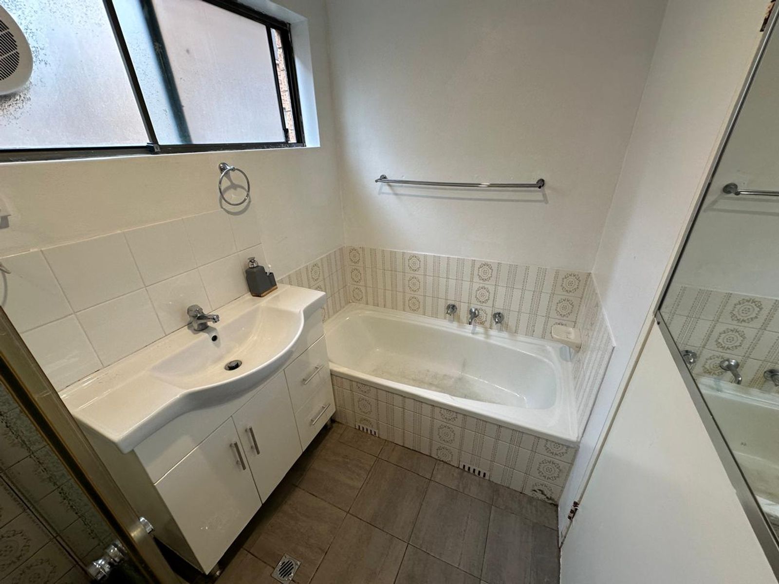 37/132 Moore Street, Liverpool NSW 2170, Liverpool - Thumbnail 7