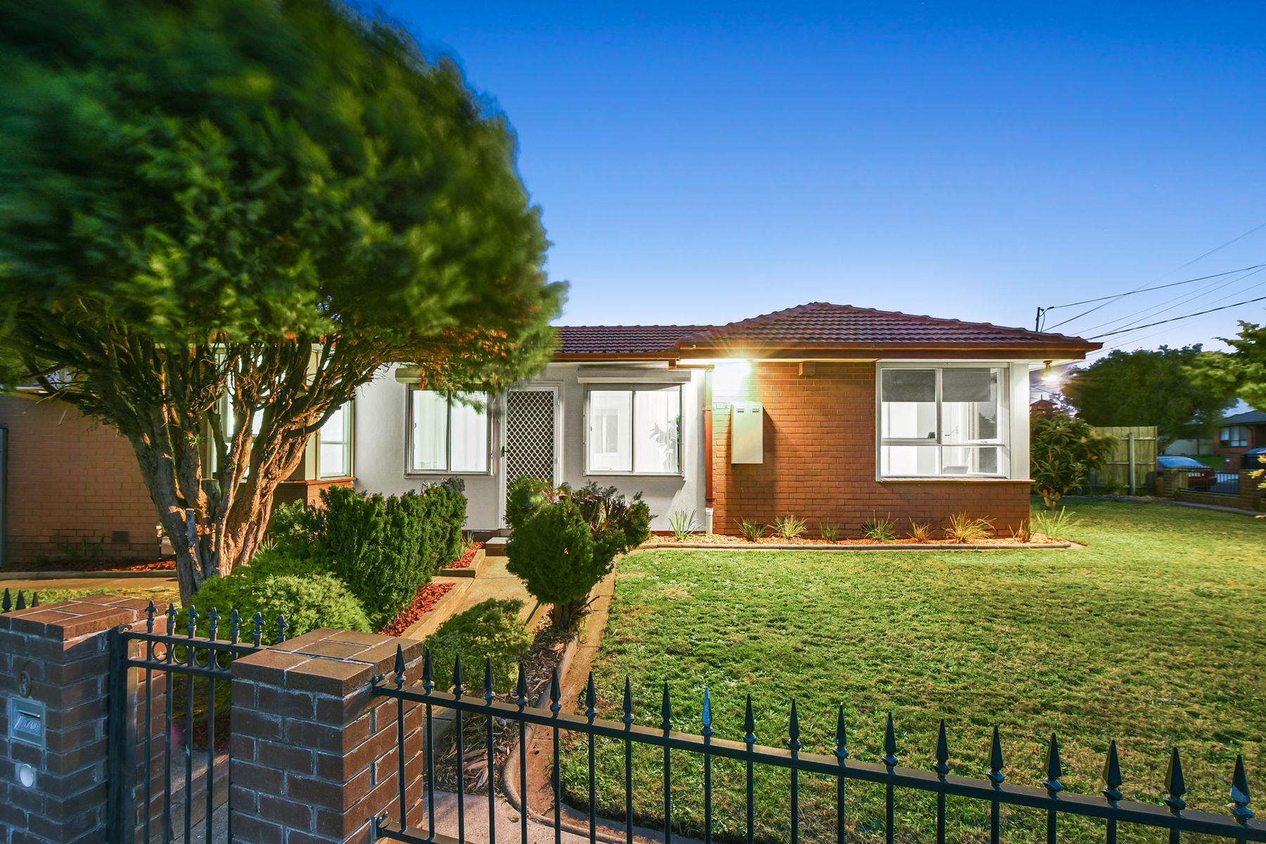 6 Devon Drive, Springvale South, VIC 3172, Springvale South - Thumbnail 2
