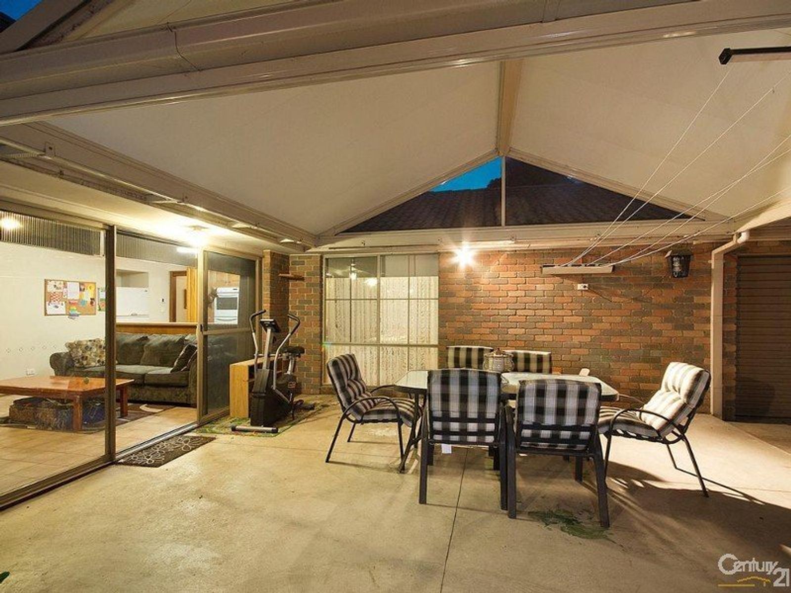 7 Yew Court, Cranbourne North - Thumbnail 4