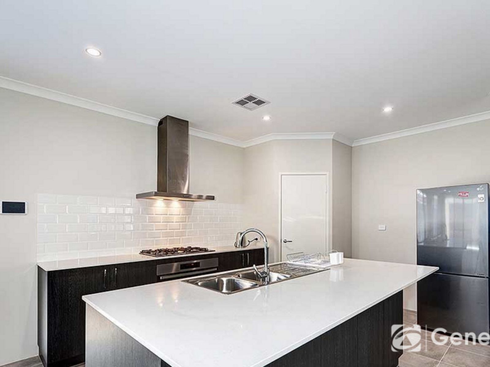 9 Lucknow Street, Piara Waters WA 6112, Piara Waters - Thumbnail 4