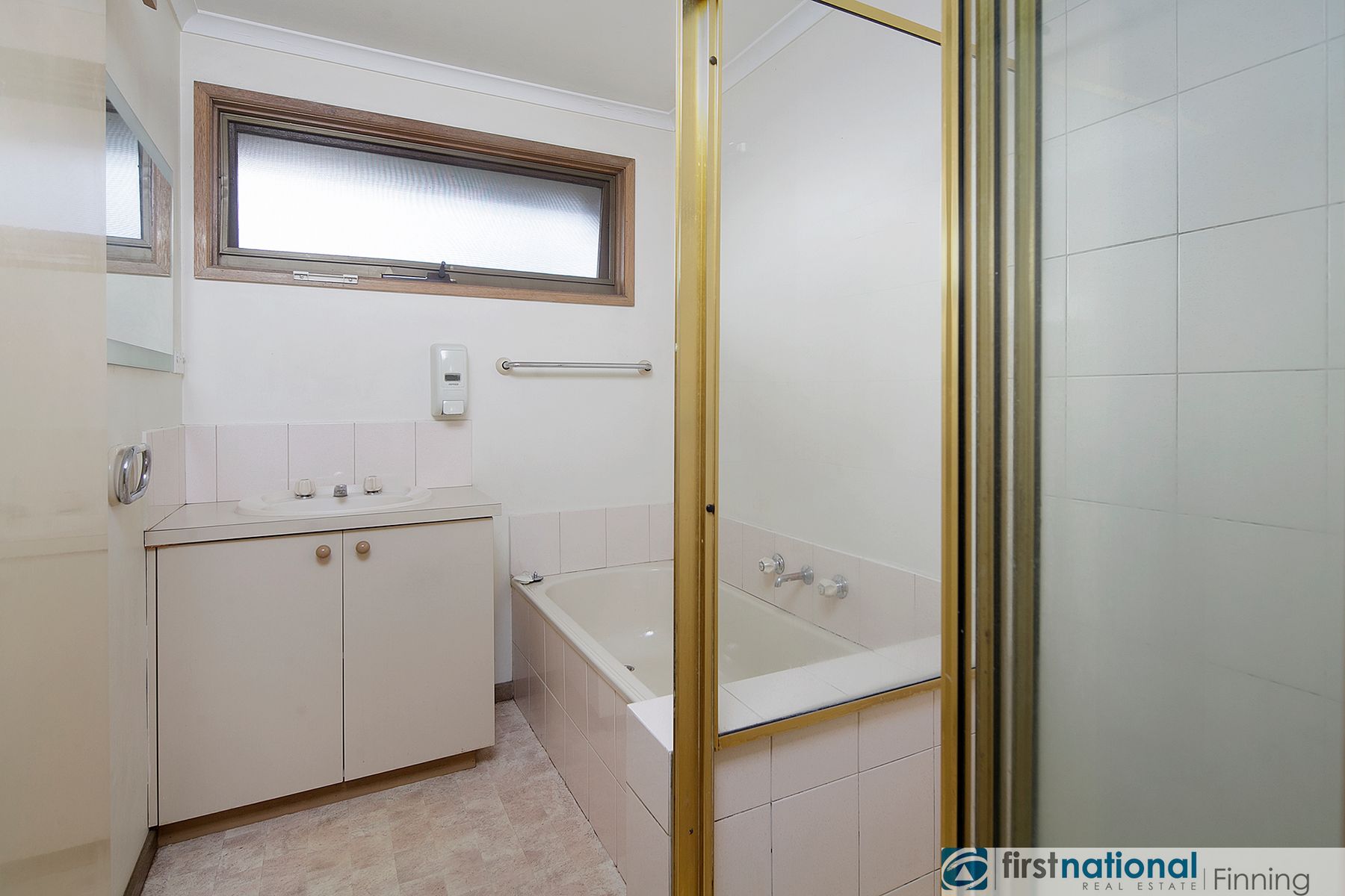 2/44 Robjant Street, Hampton Park VIC 3976, Hampton Park - Thumbnail 8