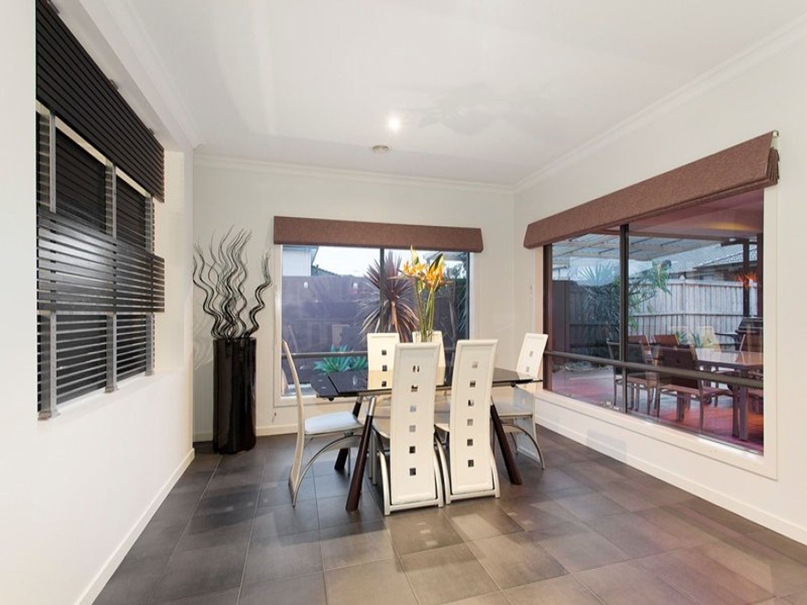 6 Wendyn Avenue, Keysborough, VIC 3173, Keysborough - Thumbnail 2