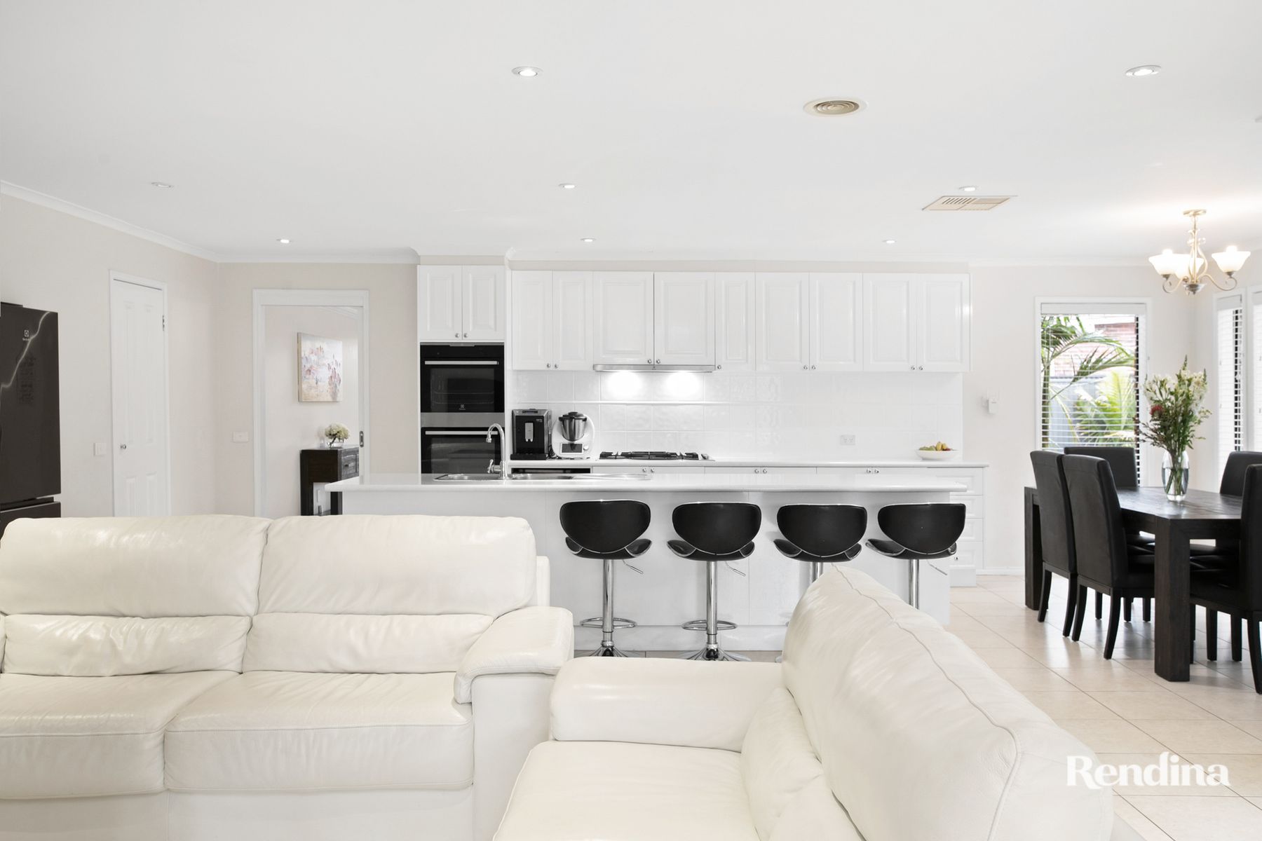 8 Camille Court, Avondale Heights - Thumbnail 7