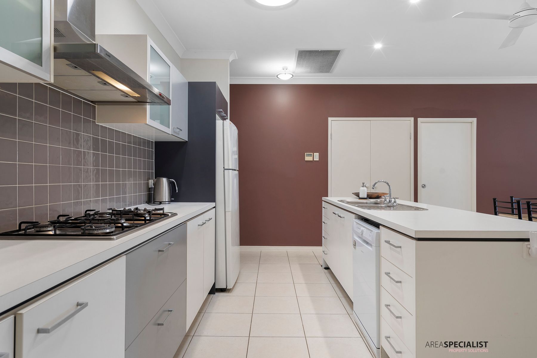 10 Coorabelle Crescent, Ormeau, QLD 4208, Ormeau - Thumbnail 8