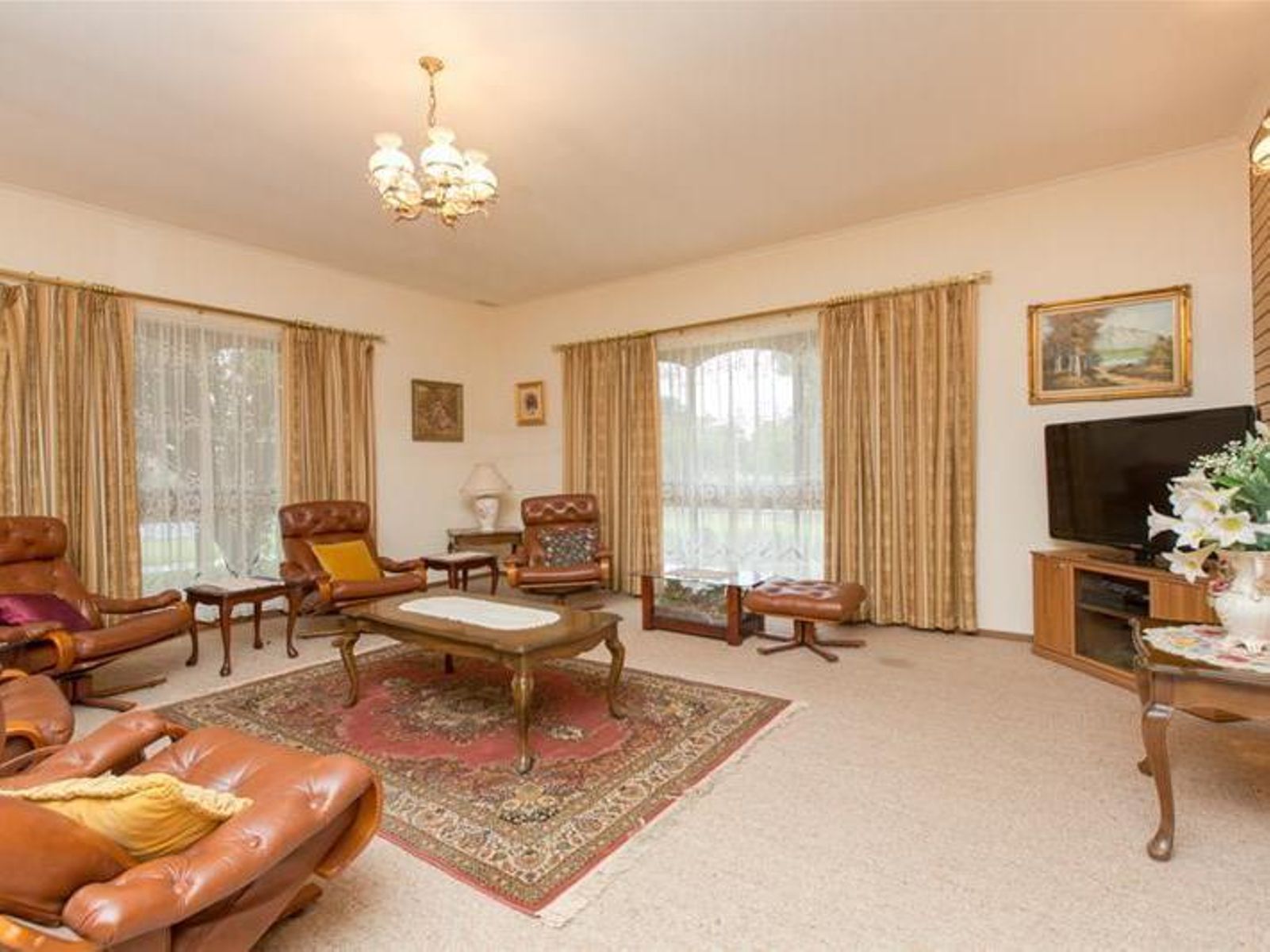 239 Walnut Avenue, Mildura - Thumbnail 2