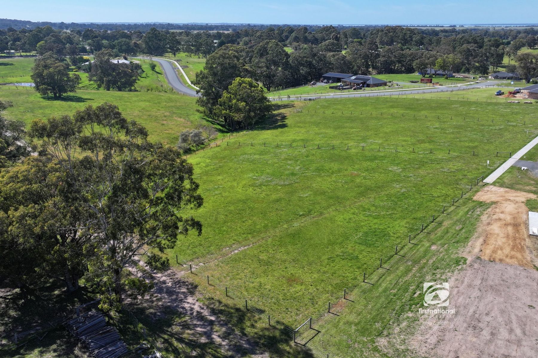 18 Minka Rise, Nicholson VIC 3882, Nicholson - Thumbnail 2
