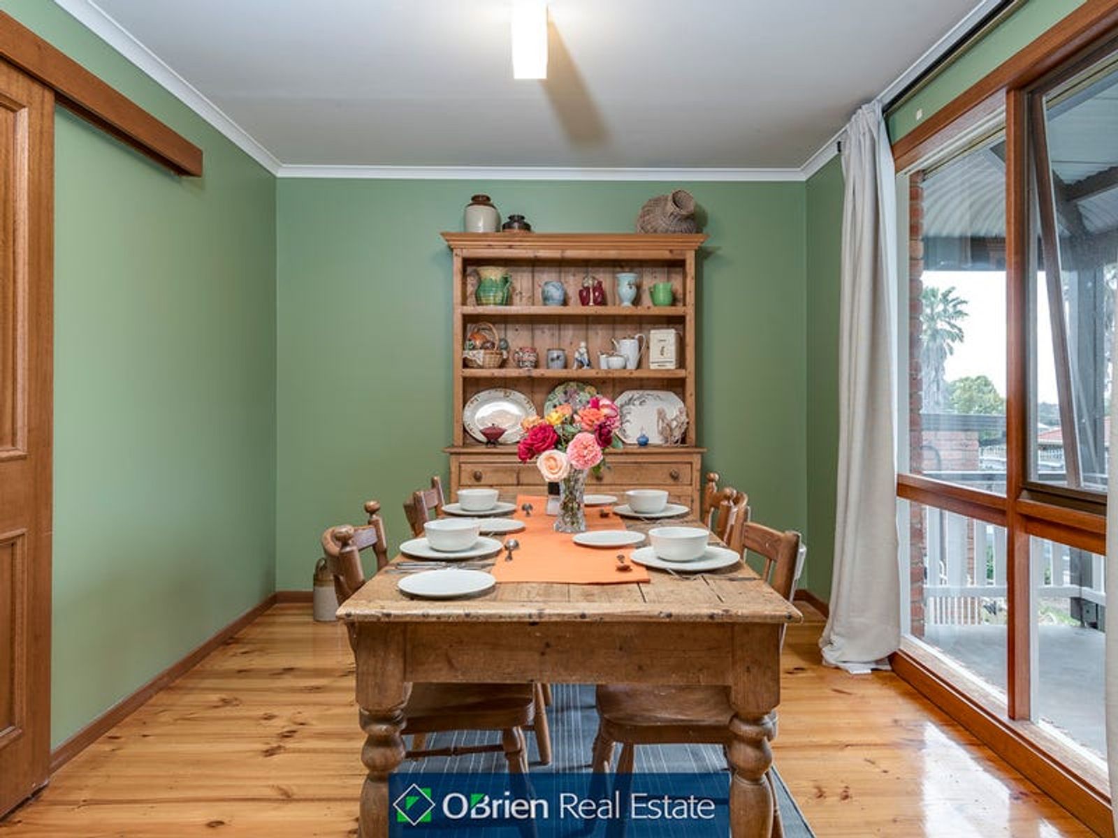 16 Showjump Crescent, Endeavour Hills, VIC 3802, Endeavour Hills - Thumbnail 5