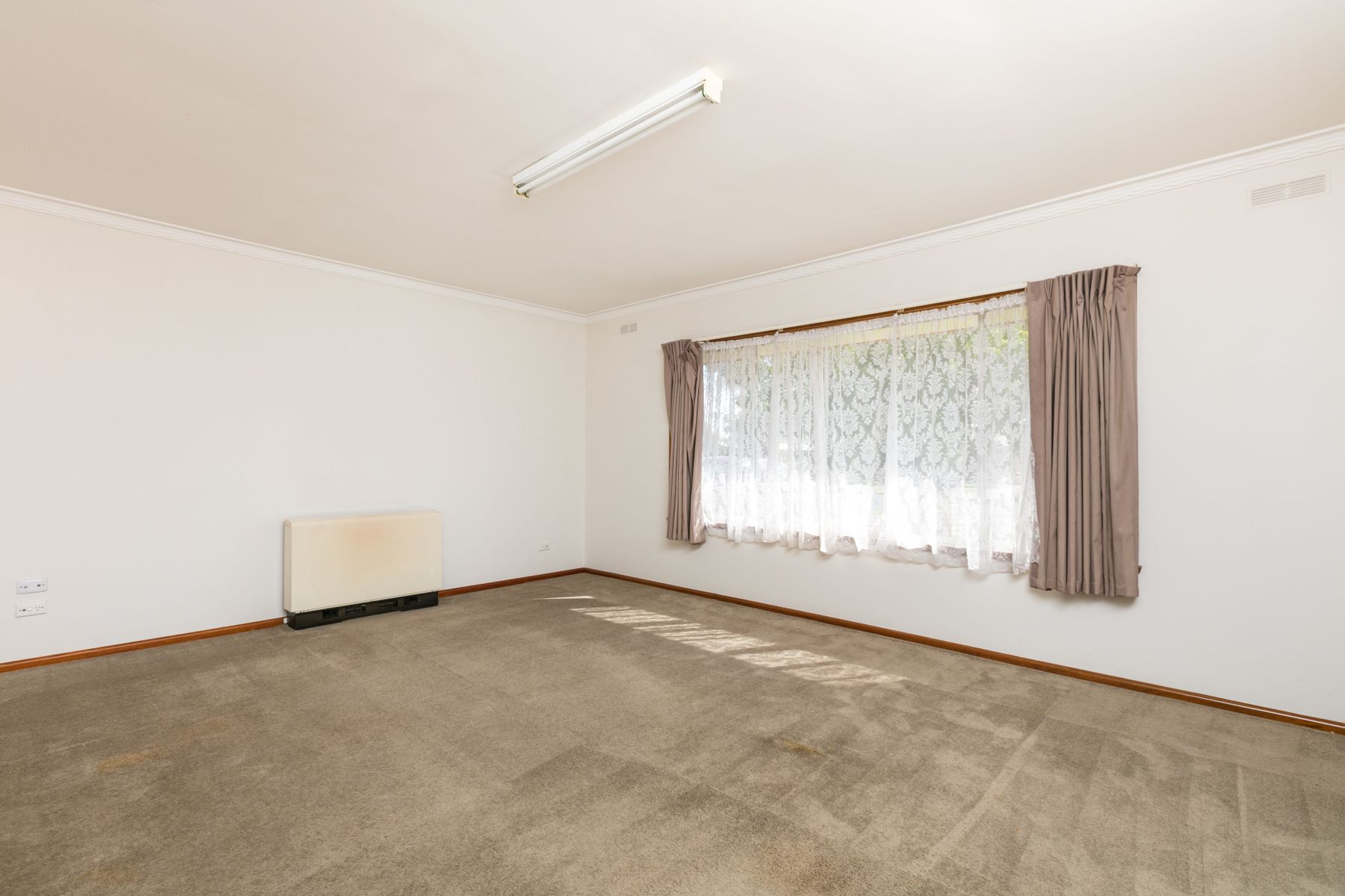 243 Ninth Street, Mildura - Thumbnail 2