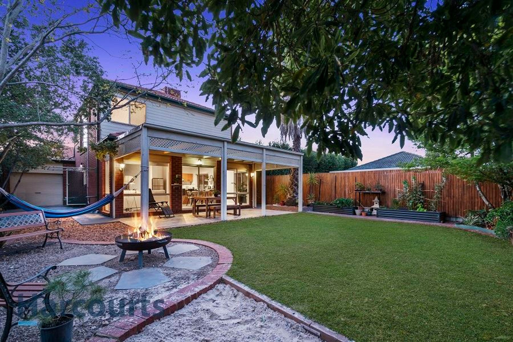 7 Daylesford Terrace, Caroline Springs, VIC 3023, Caroline Springs - Thumbnail 6