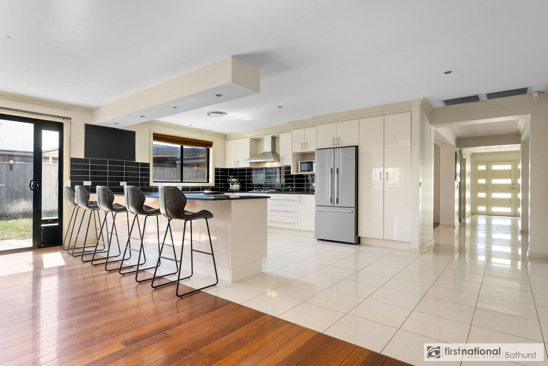 42 James Barnet Drive, Kelso NSW 2795, Kelso - Thumbnail 2