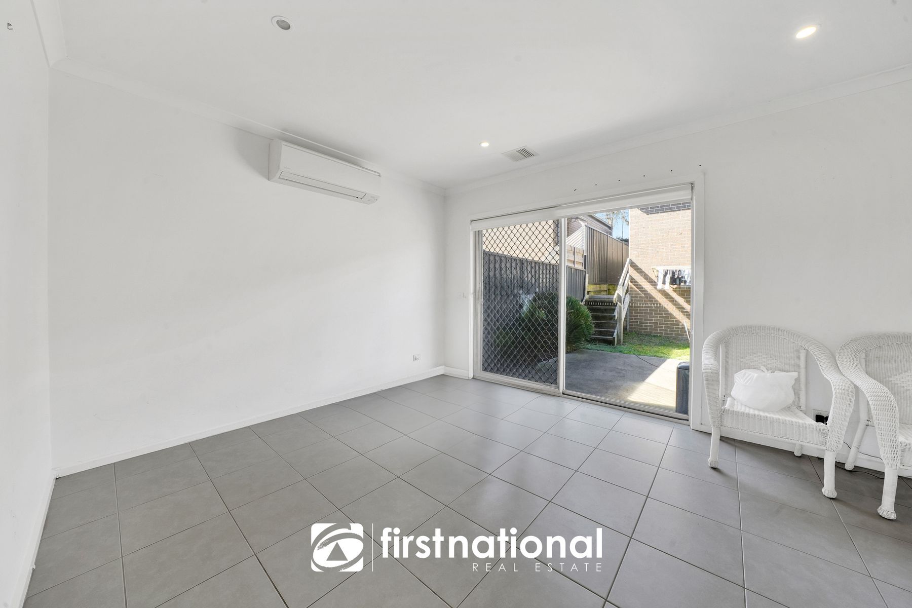 8 Adriatic Way, Pakenham VIC 3810, Pakenham - Thumbnail 3