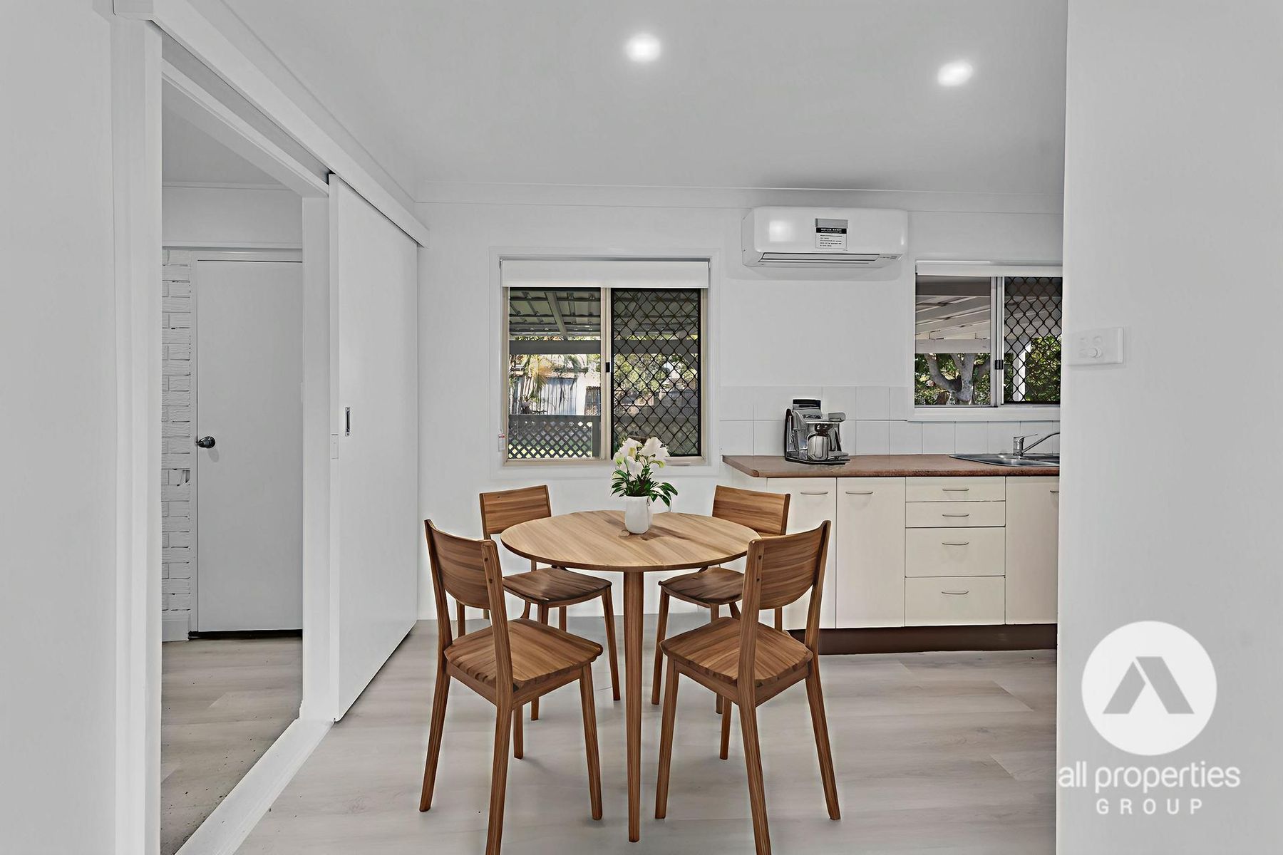 16 Douglas Street, Loganlea QLD 4131, Loganlea - Thumbnail 3