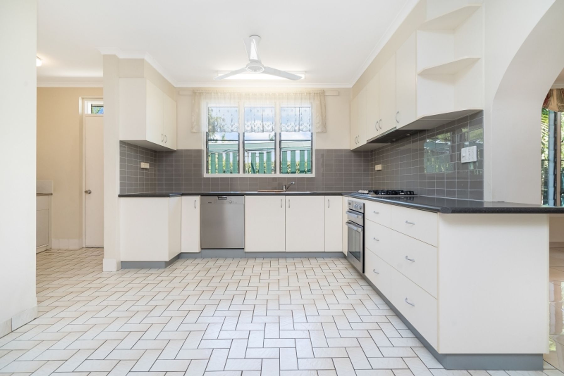12 Maude Street, Anula NT 0812, Anula - Thumbnail 3