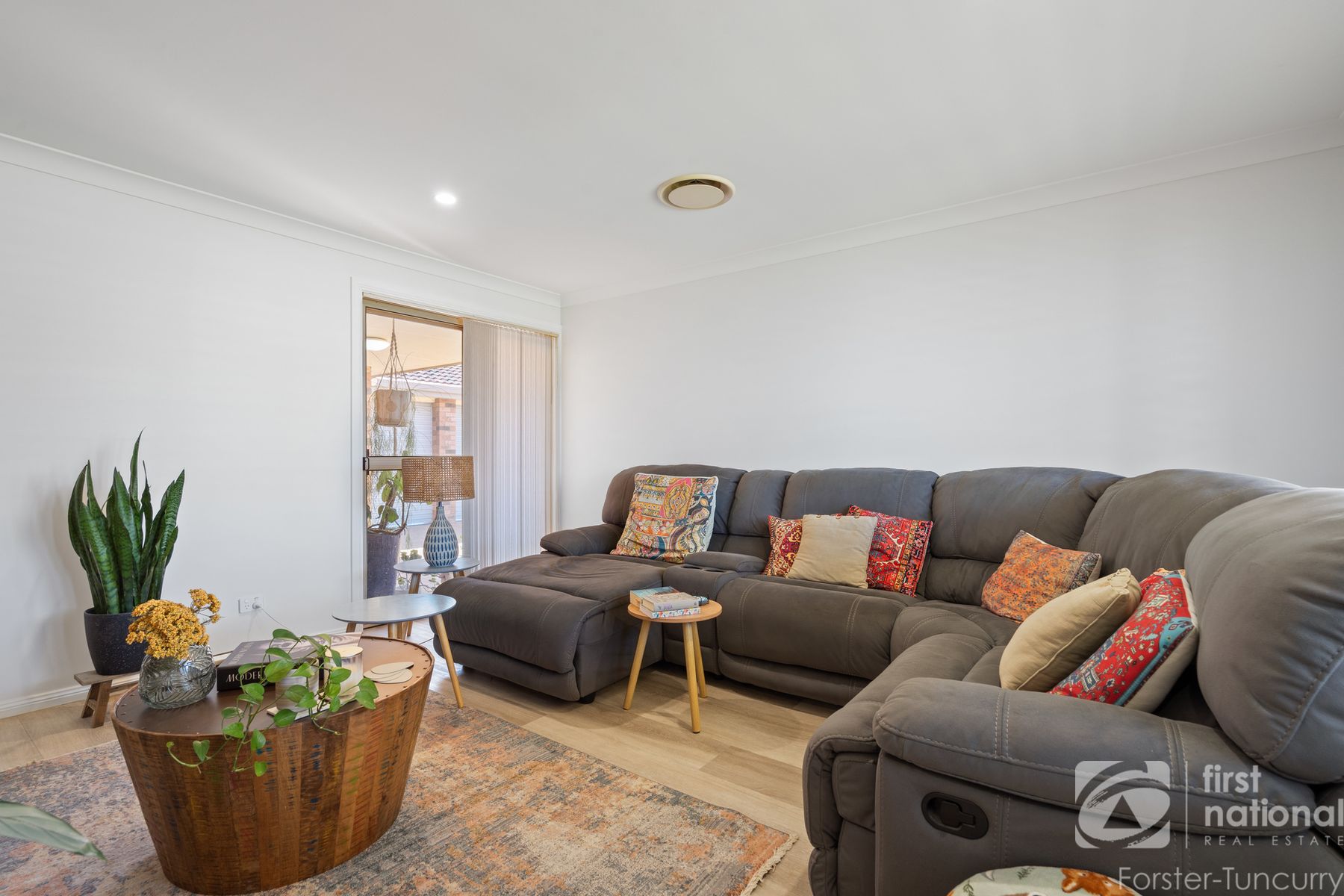 32 Pacific Parade, Tuncurry NSW 2428, Tuncurry - Thumbnail 3