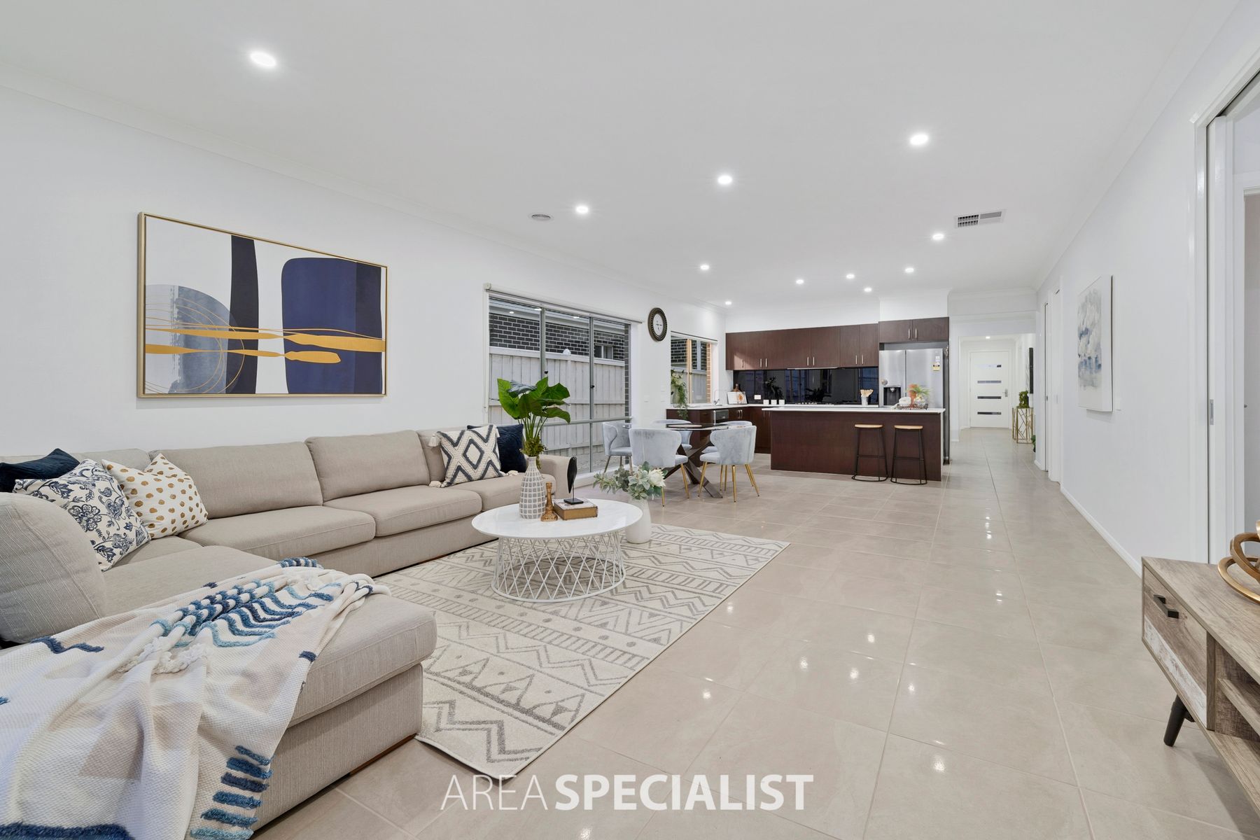 29 Gallant Drive, Clyde North, VIC 3978, Clyde North - Thumbnail 8
