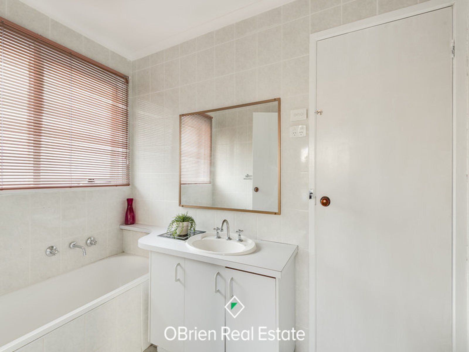 23 Girvan Circuit, Endeavour Hills, VIC 3802, Endeavour Hills - Thumbnail 6