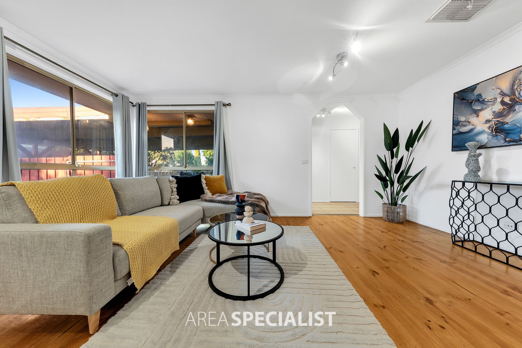 6 Conway Court, Hampton Park, VIC 3976, Hampton Park - Thumbnail 3