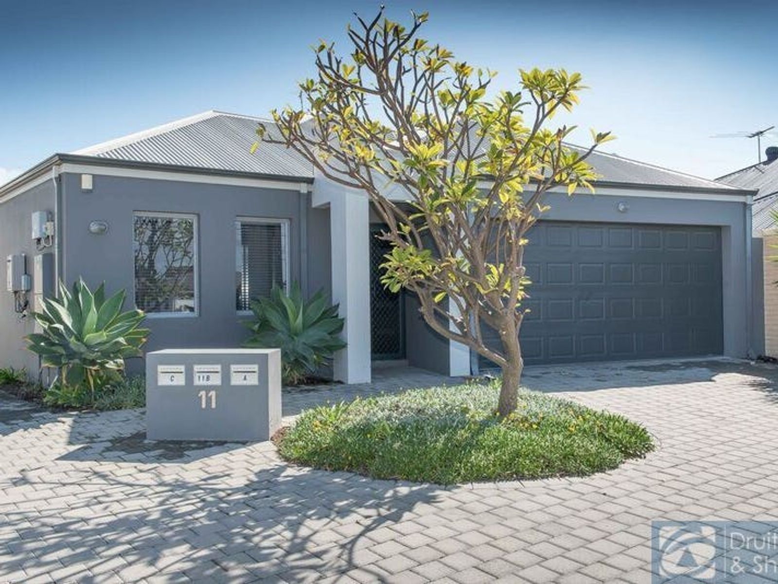 11A Ornum Place, Innaloo WA 6018