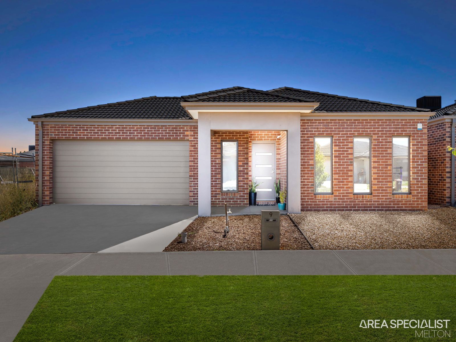 9 Riverton Boulevard, Harkness, VIC 3337, Harkness - Thumbnail 2